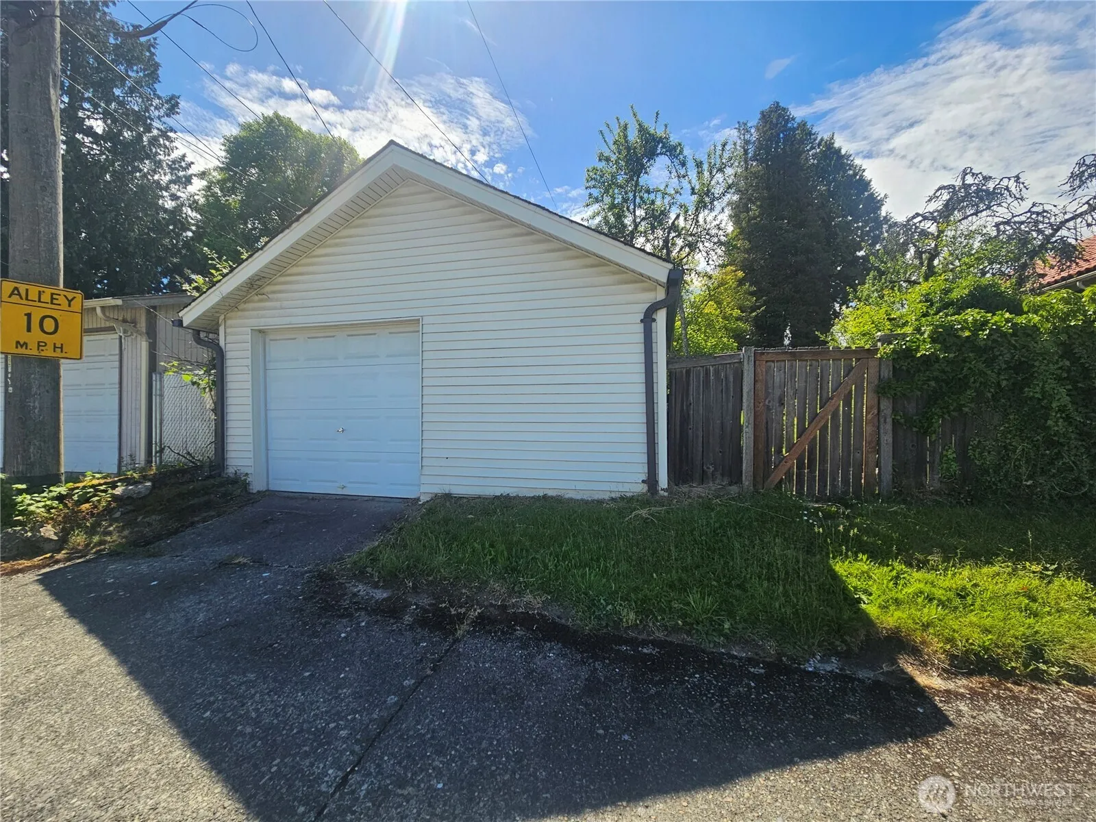 Property photo for 7310 35th Avenue Sw, Seattle photo 5