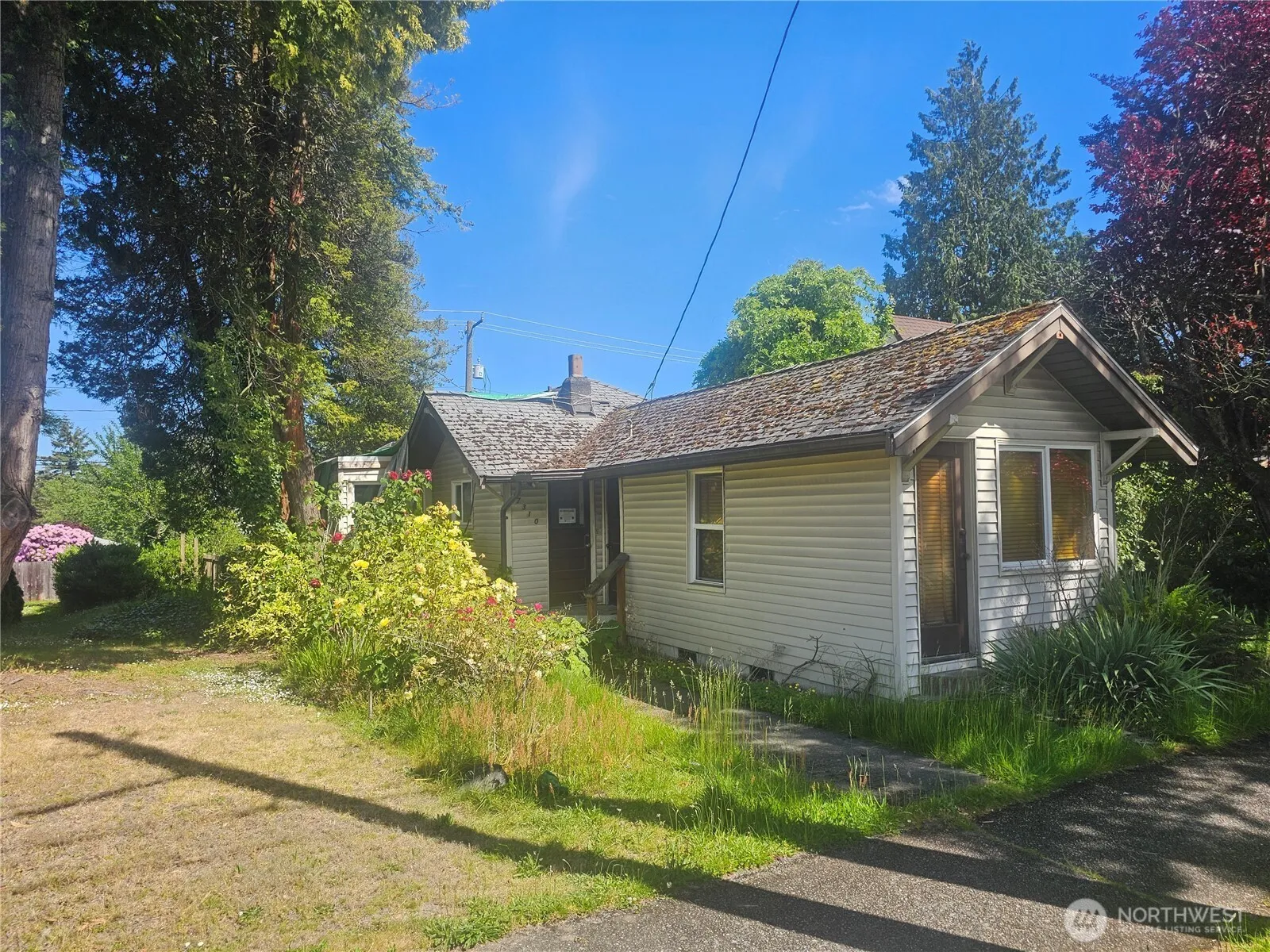 Property photo for 7310 35th Avenue Sw, Seattle