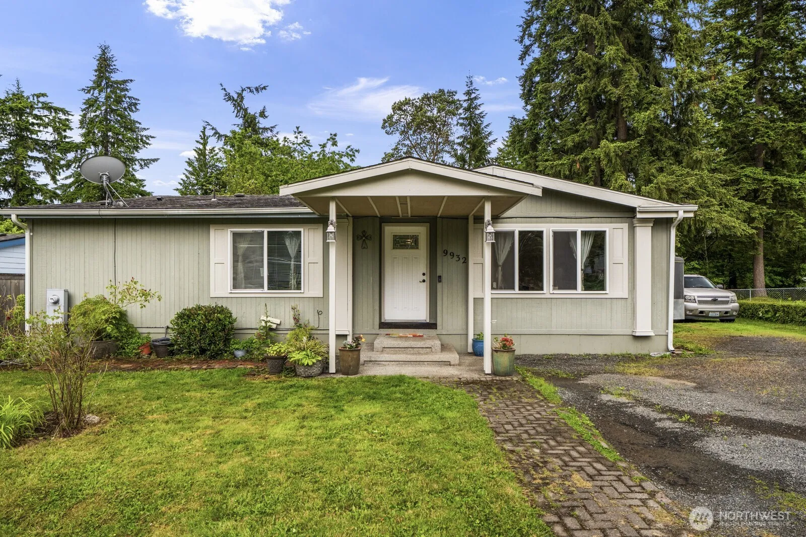 Property photo for 9932 215th Place Se, Snohomish