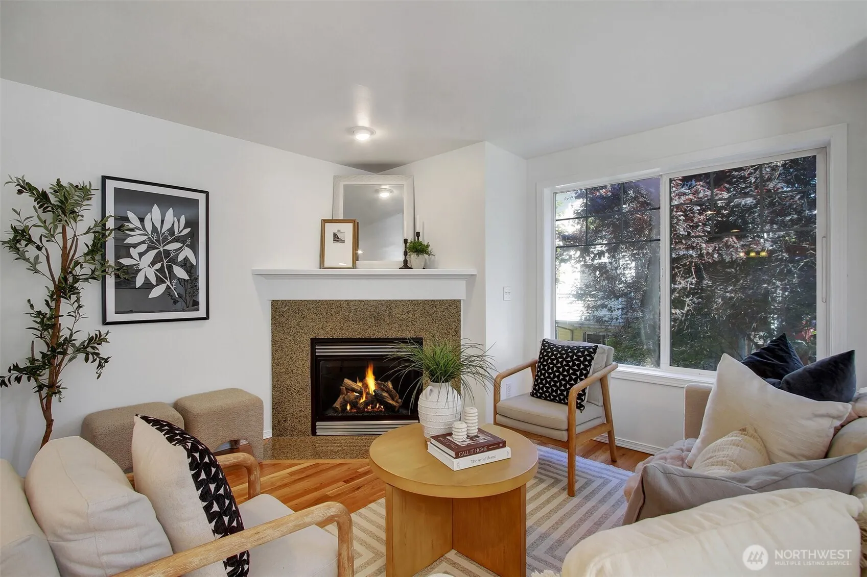 Property photo for 8540 Midvale Avenue N #a, Seattle photo 5