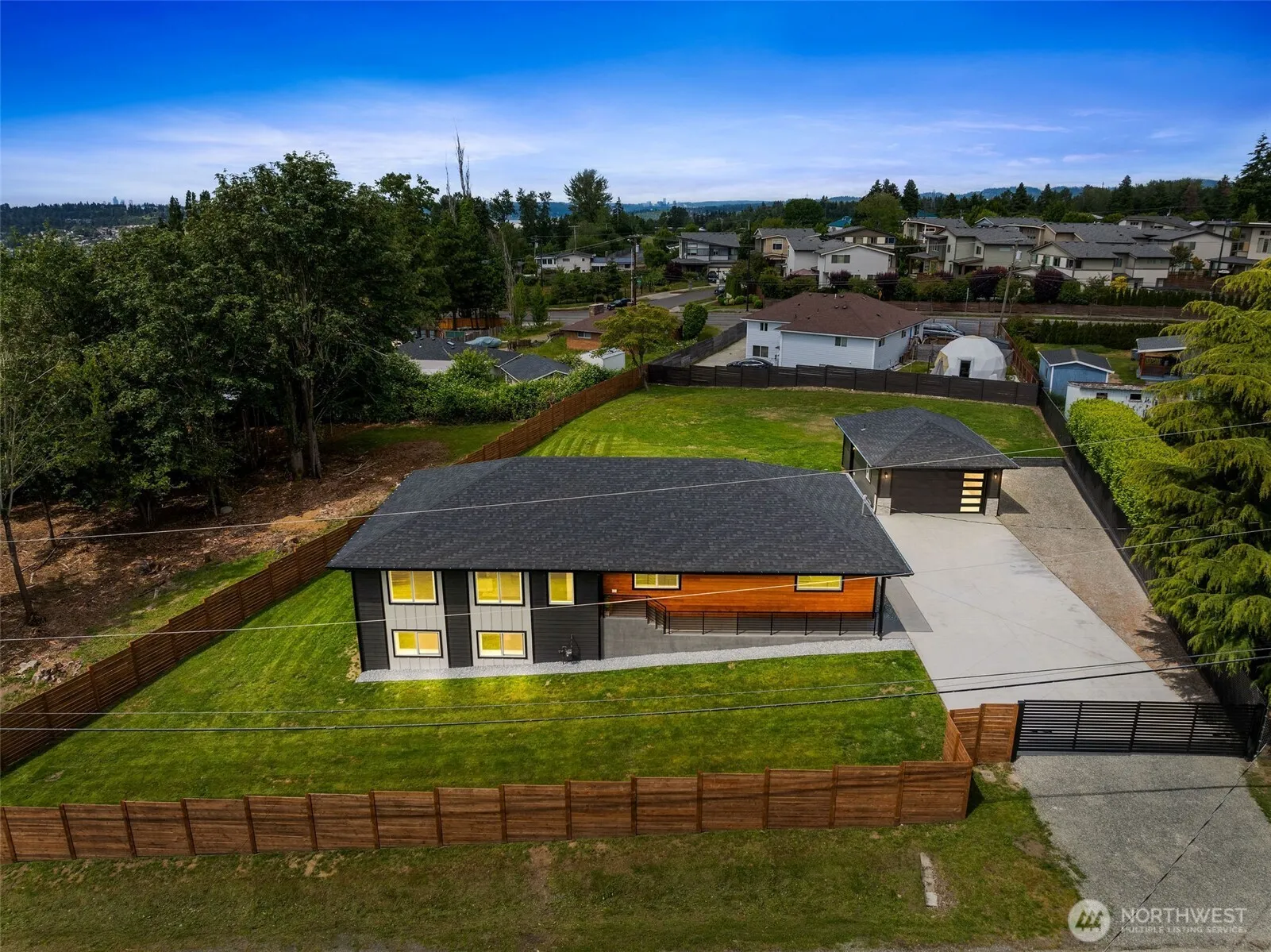 Property photo for 10502 166th Street, Renton photo 3