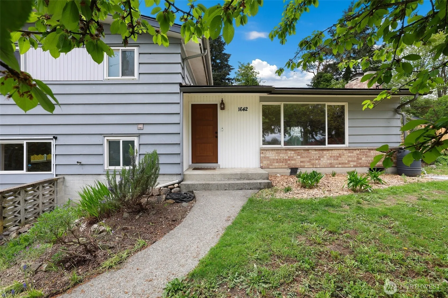 Property photo for 1642 Browns Point Boulevard, Tacoma