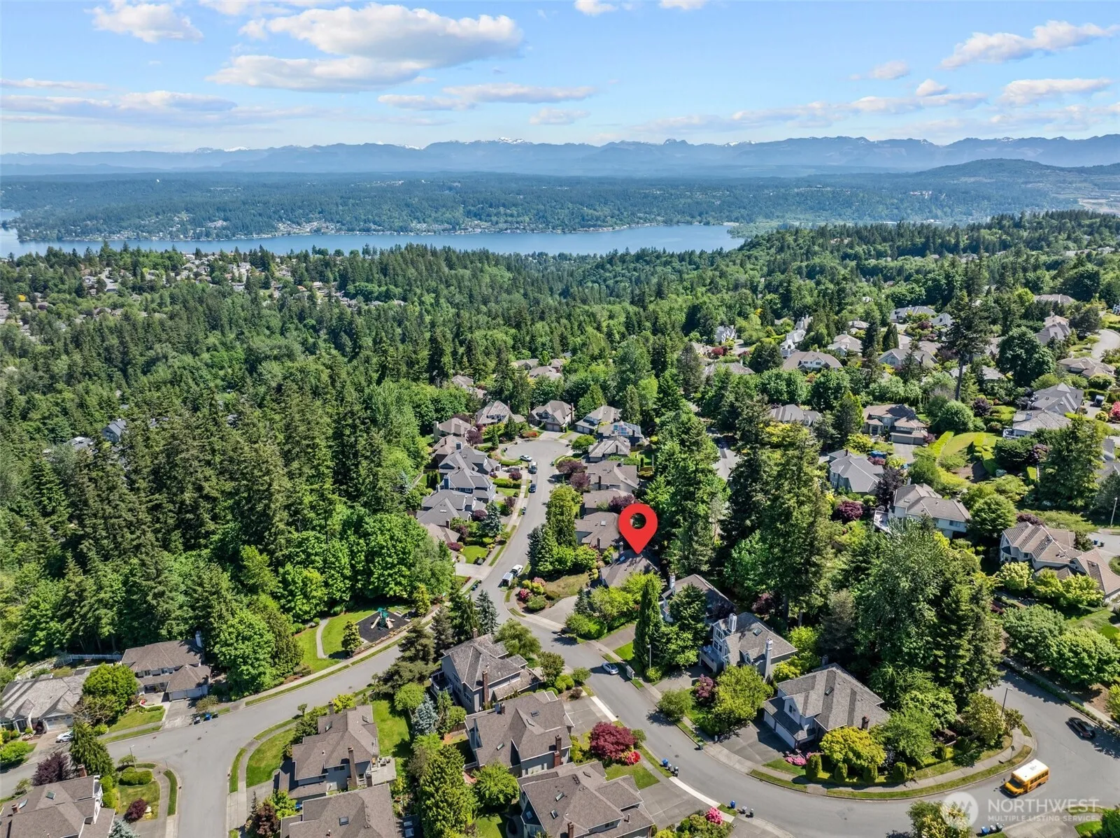 Property photo for 5628 168th Avenue Se, Bellevue photo 3