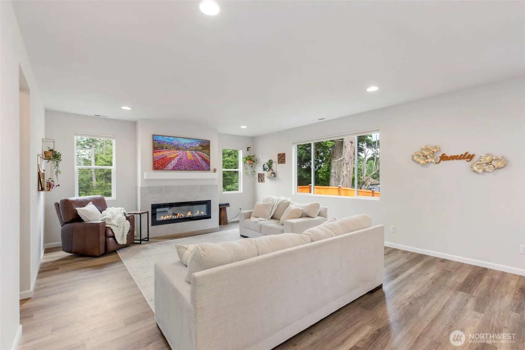 Property photo for 10266 Chimes Place Nw, Bremerton photo 4