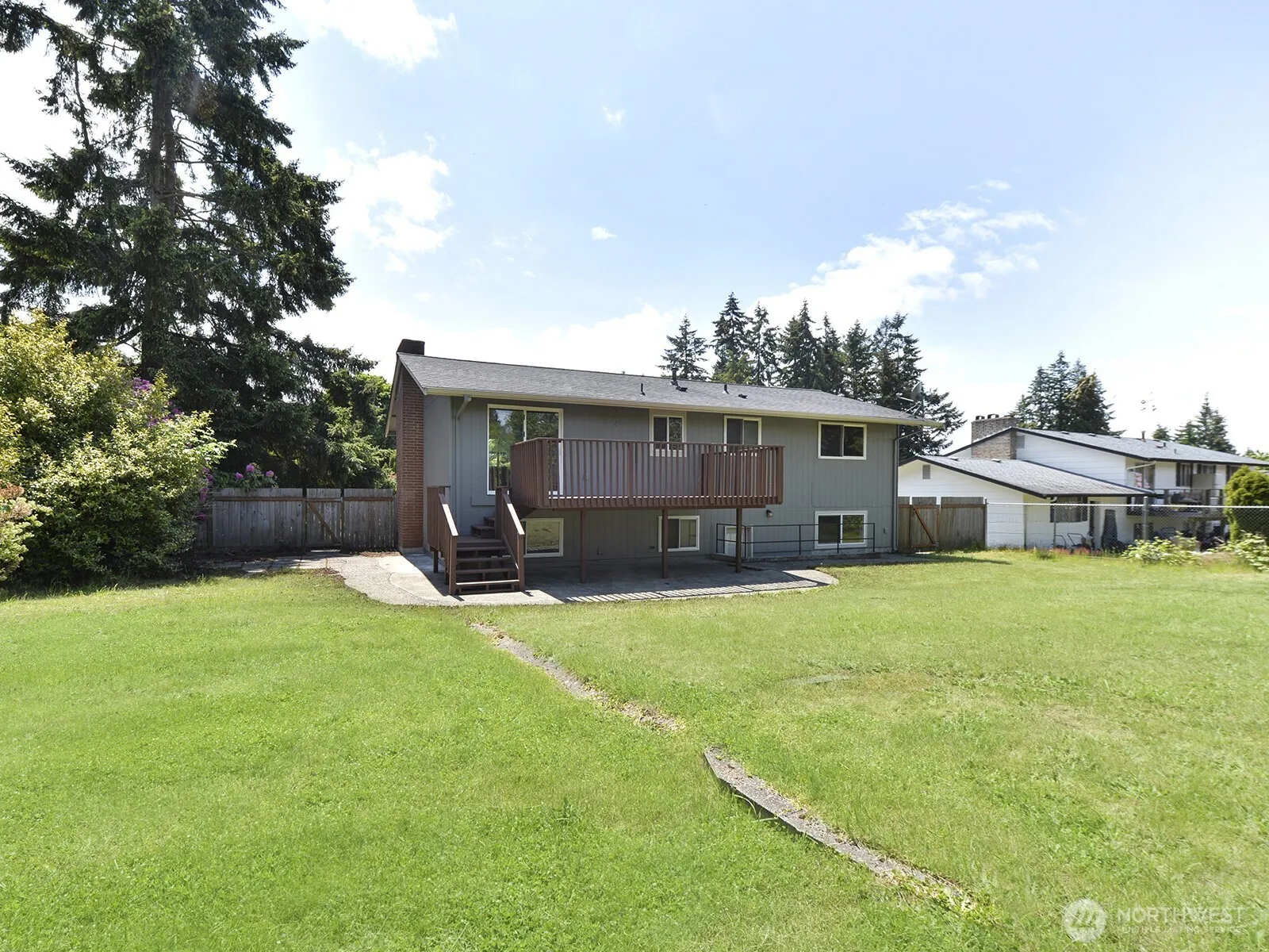 Property photo for 11109 108th Street Sw, Tacoma photo 3