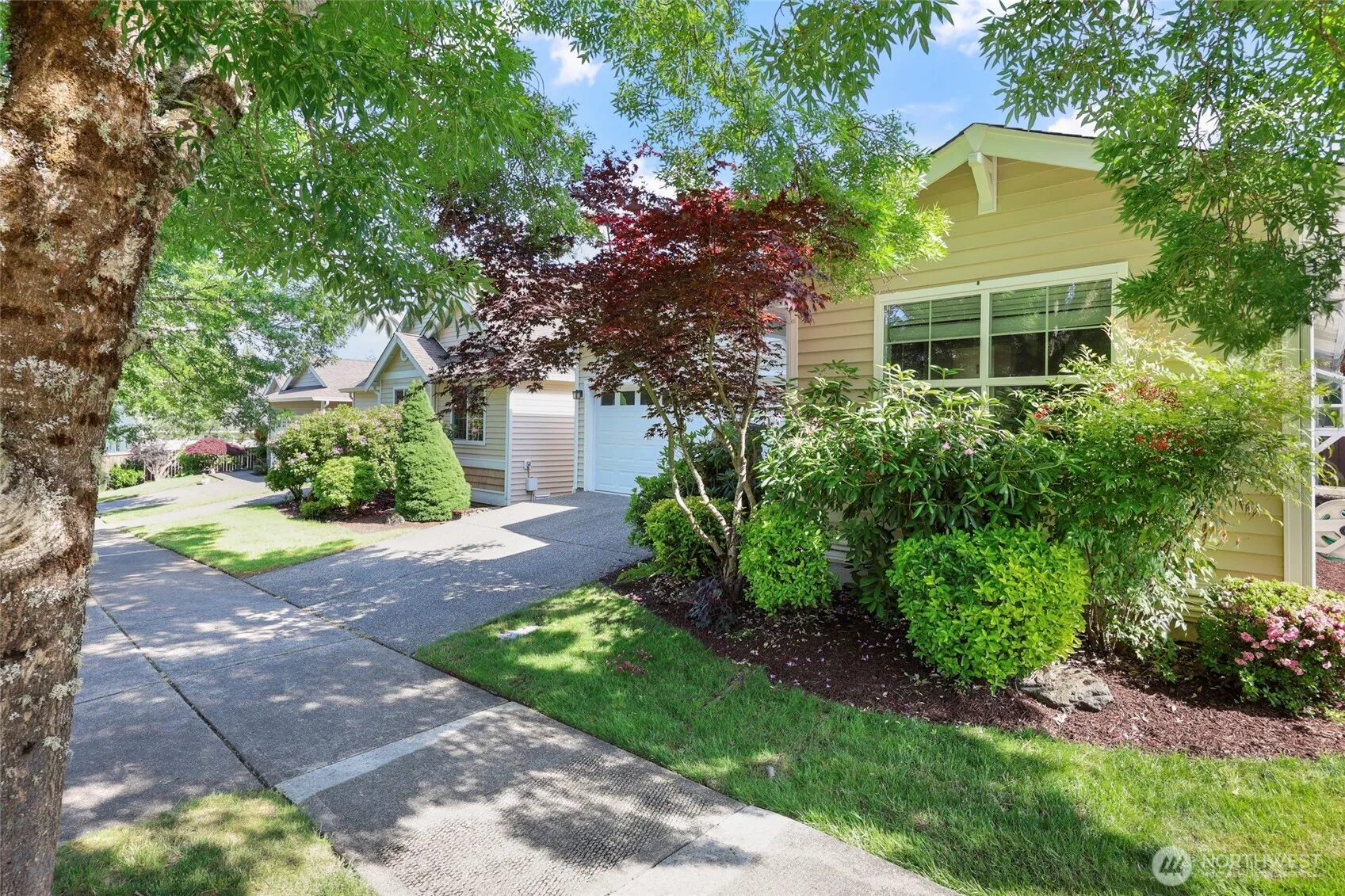 Property photo for 3147 6th Avenue Nw, Olympia photo 2