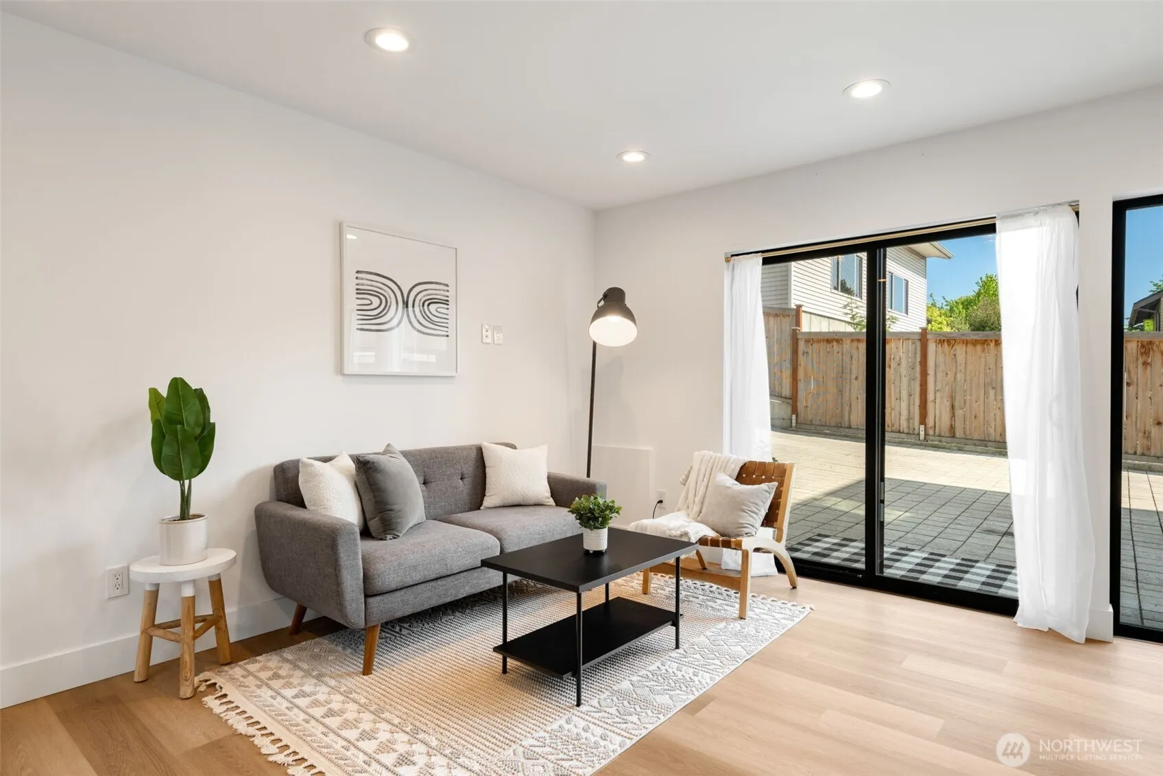 Property photo for 3240 32nd Avenue W #b, Seattle photo 5