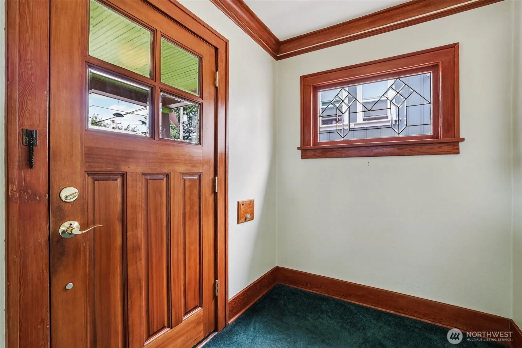 Property photo for 310 26th Avenue, Seattle photo 3
