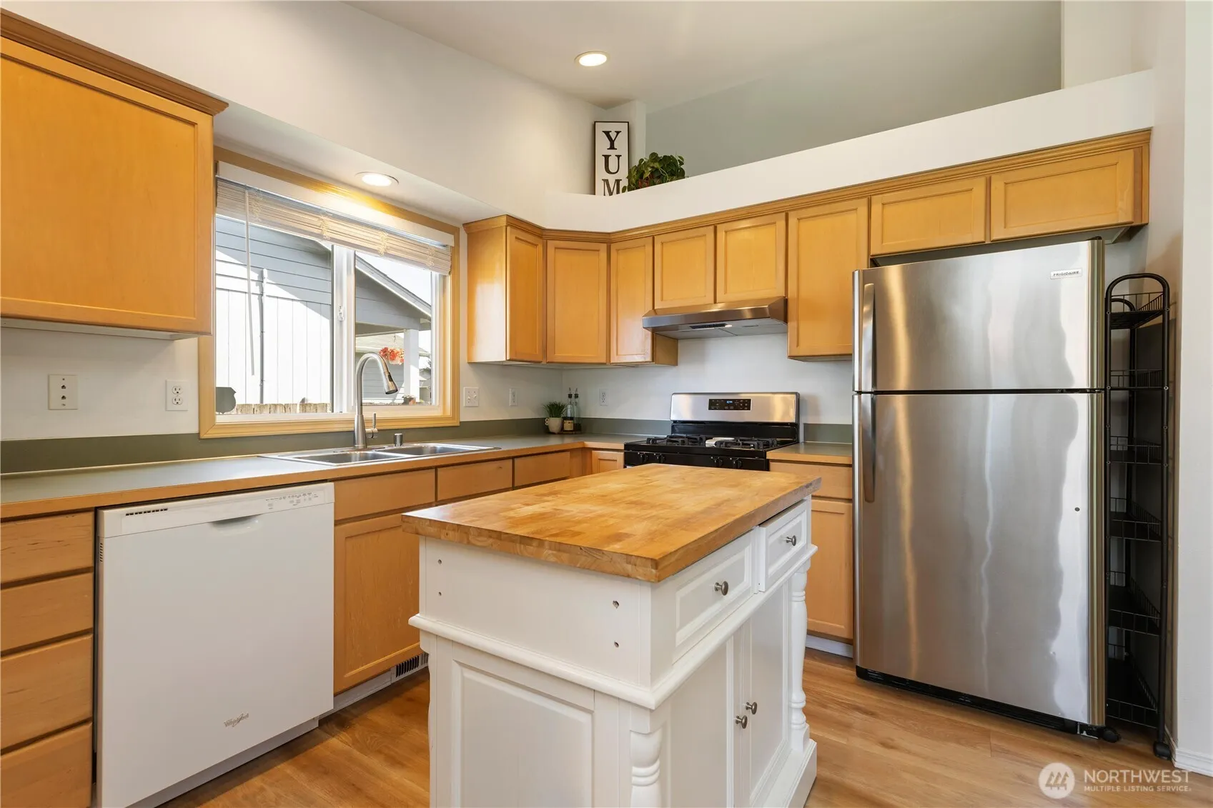 Property photo for 10122 Ne 56th Drive, Marysville photo 5