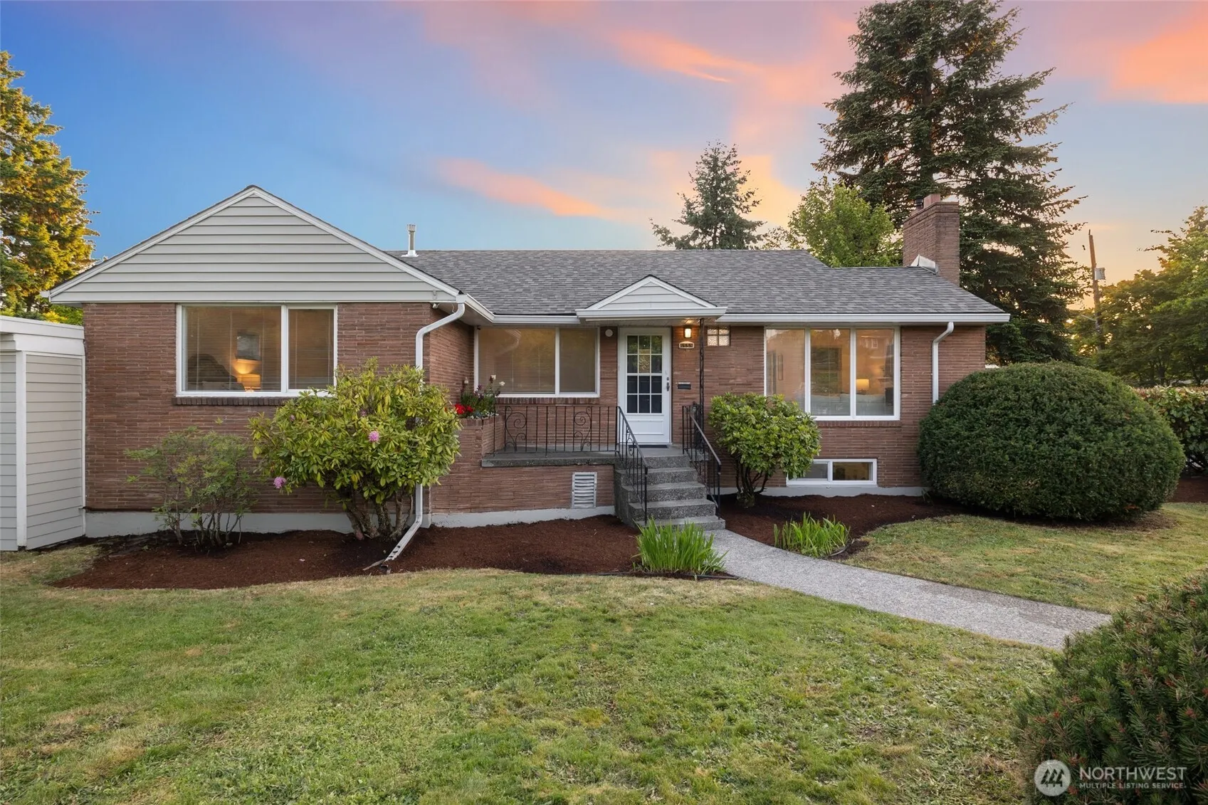 Property photo for 6559 43rd Avenue Ne, Seattle