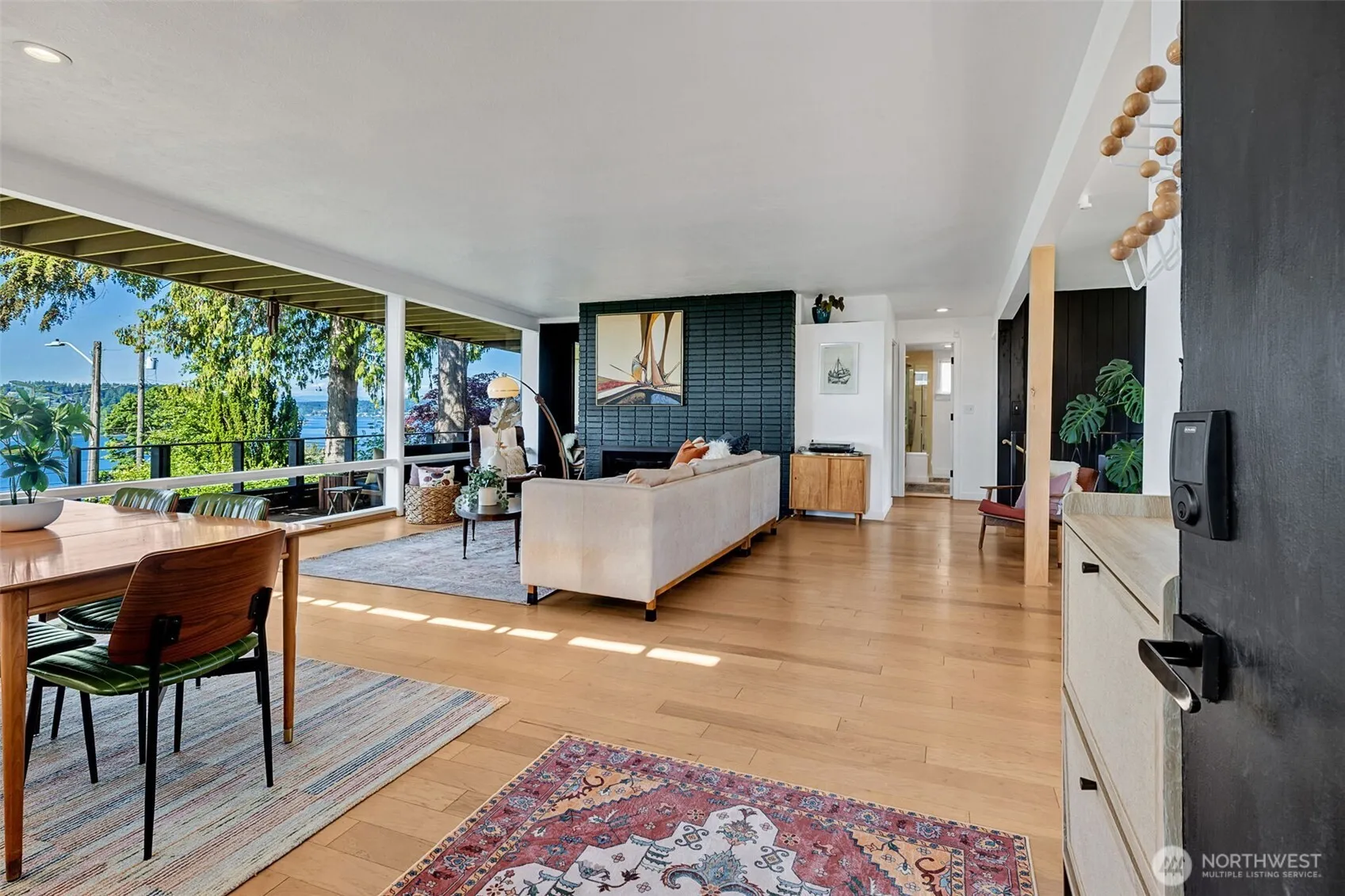 Property photo for 7221 S Sunnycrest Road, Seattle photo 5