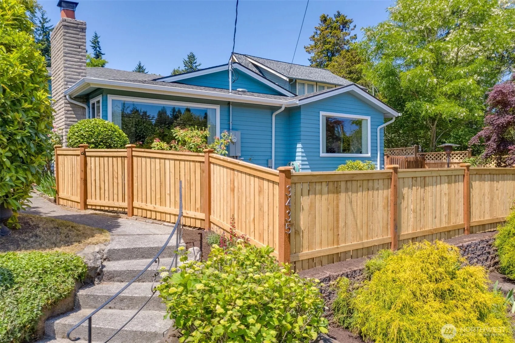 Property photo for 3435 34 Avenue W, Seattle