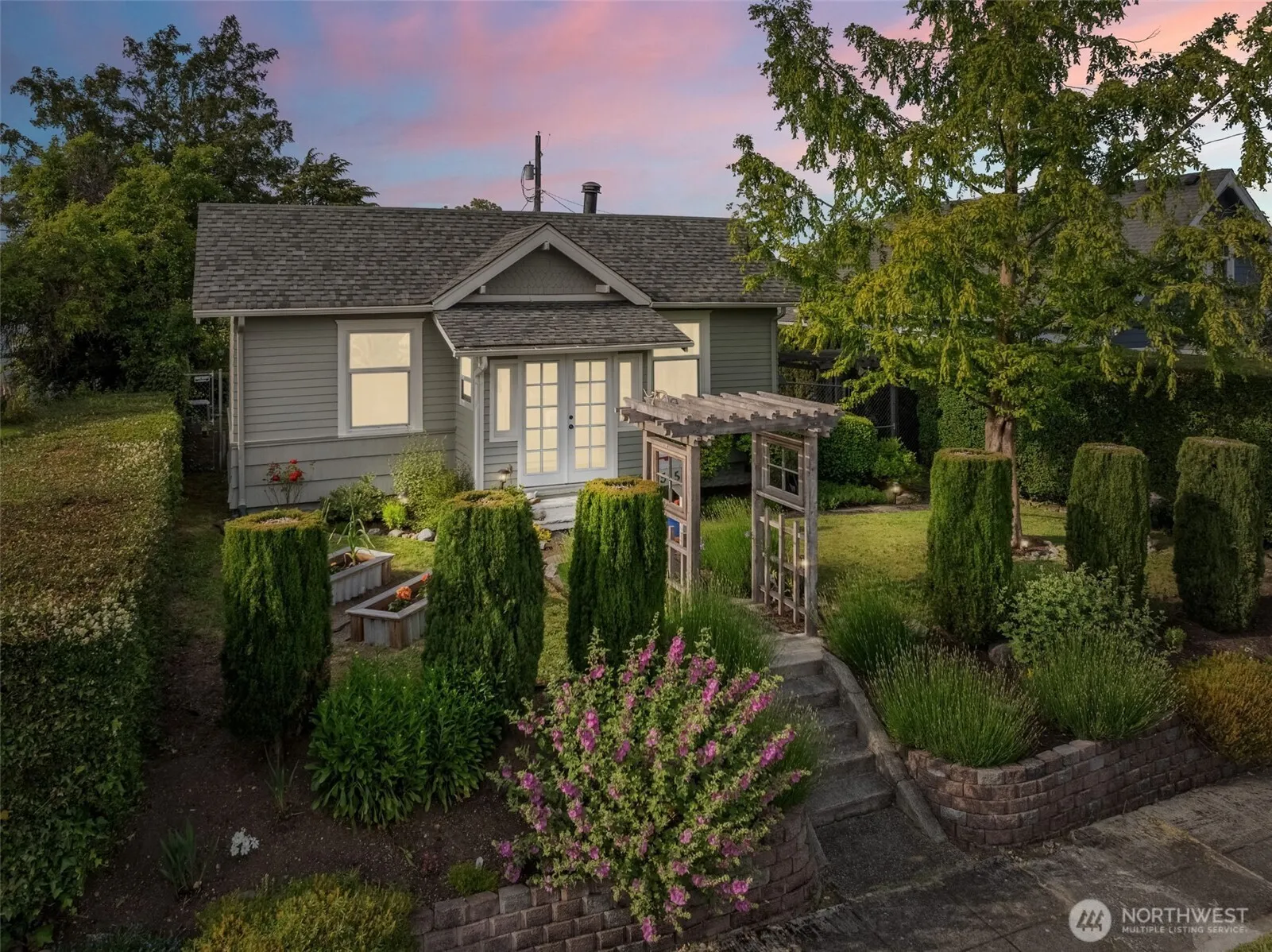 Property photo for 515 S 57th Street, Tacoma photo 2
