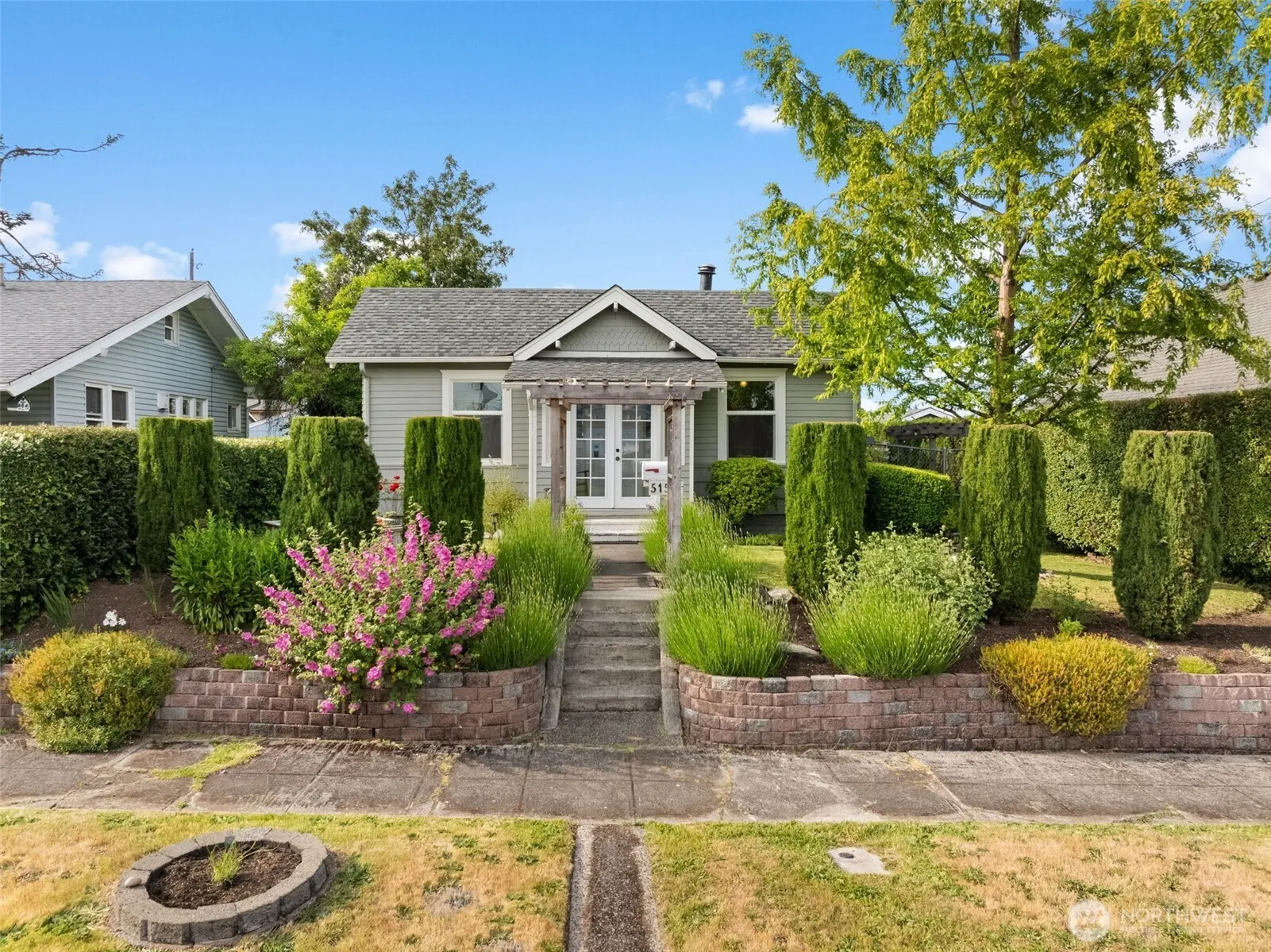 Property photo for 515 S 57th Street, Tacoma photo 3