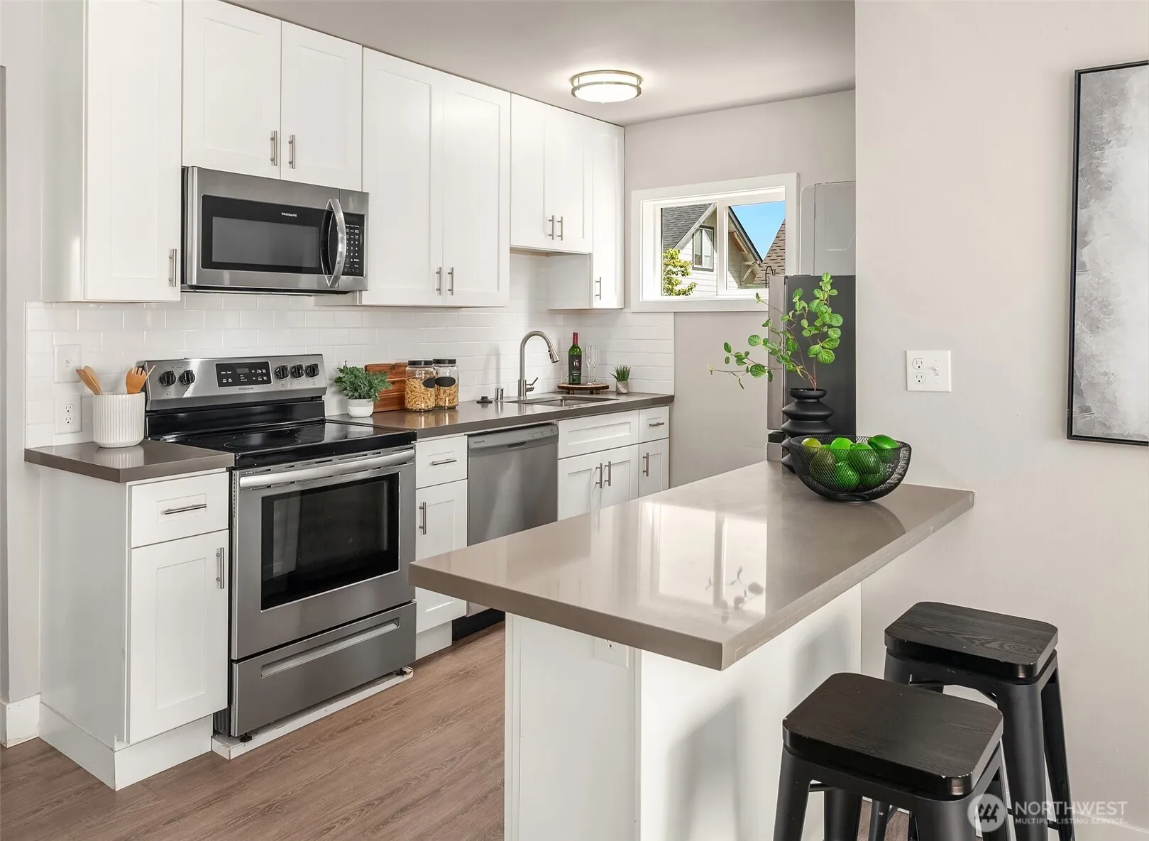 Property photo for 3020 18th Avenue S #a, Seattle photo 5