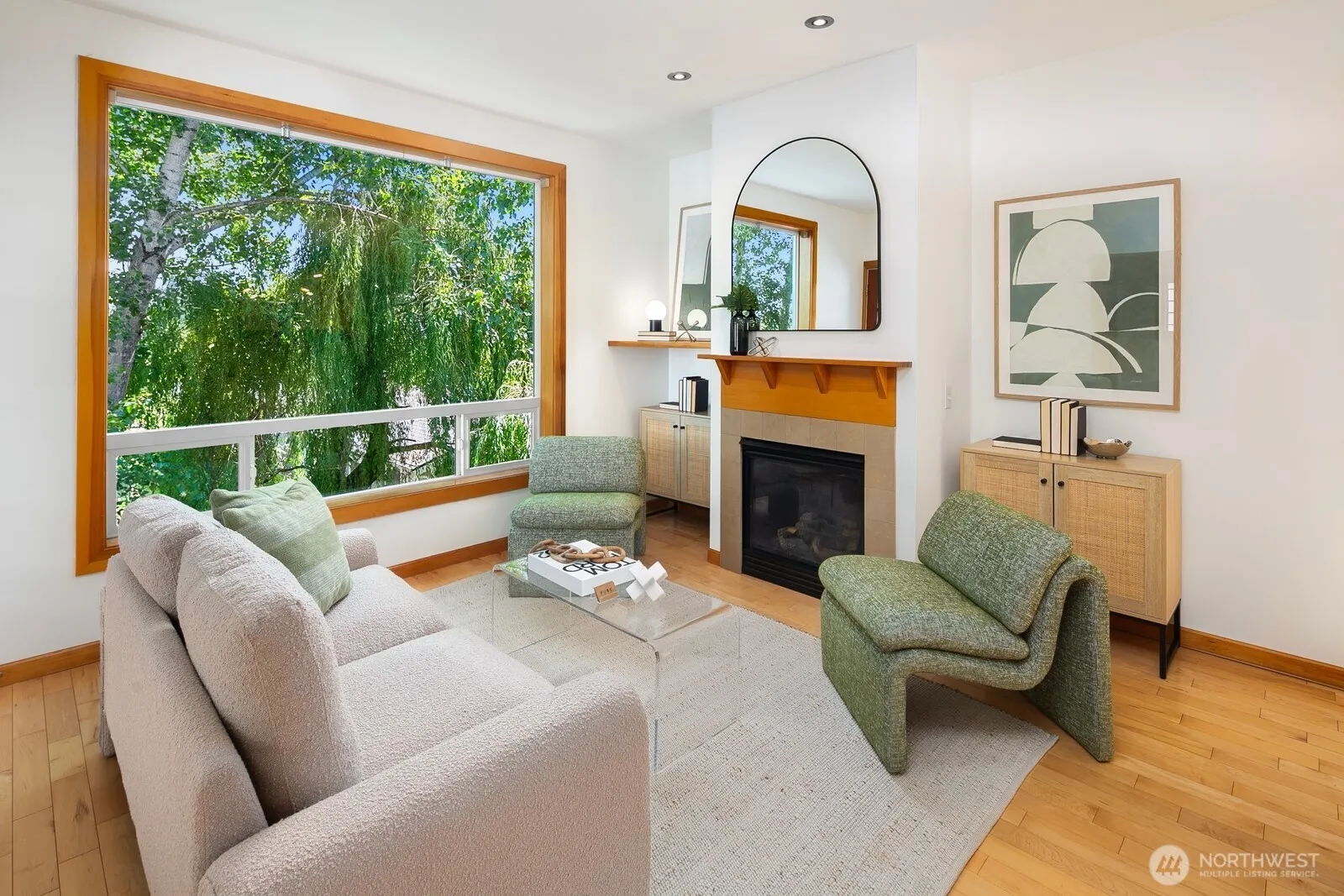 Property photo for 1414 25th Avenue #b, Seattle photo 3
