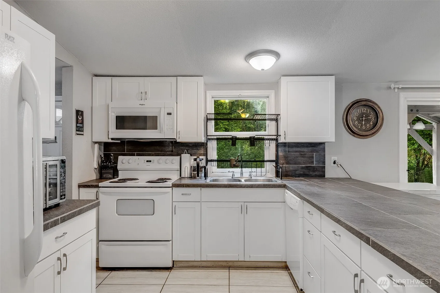Property photo for 16210 118th Avenue Ct E, Puyallup photo 4