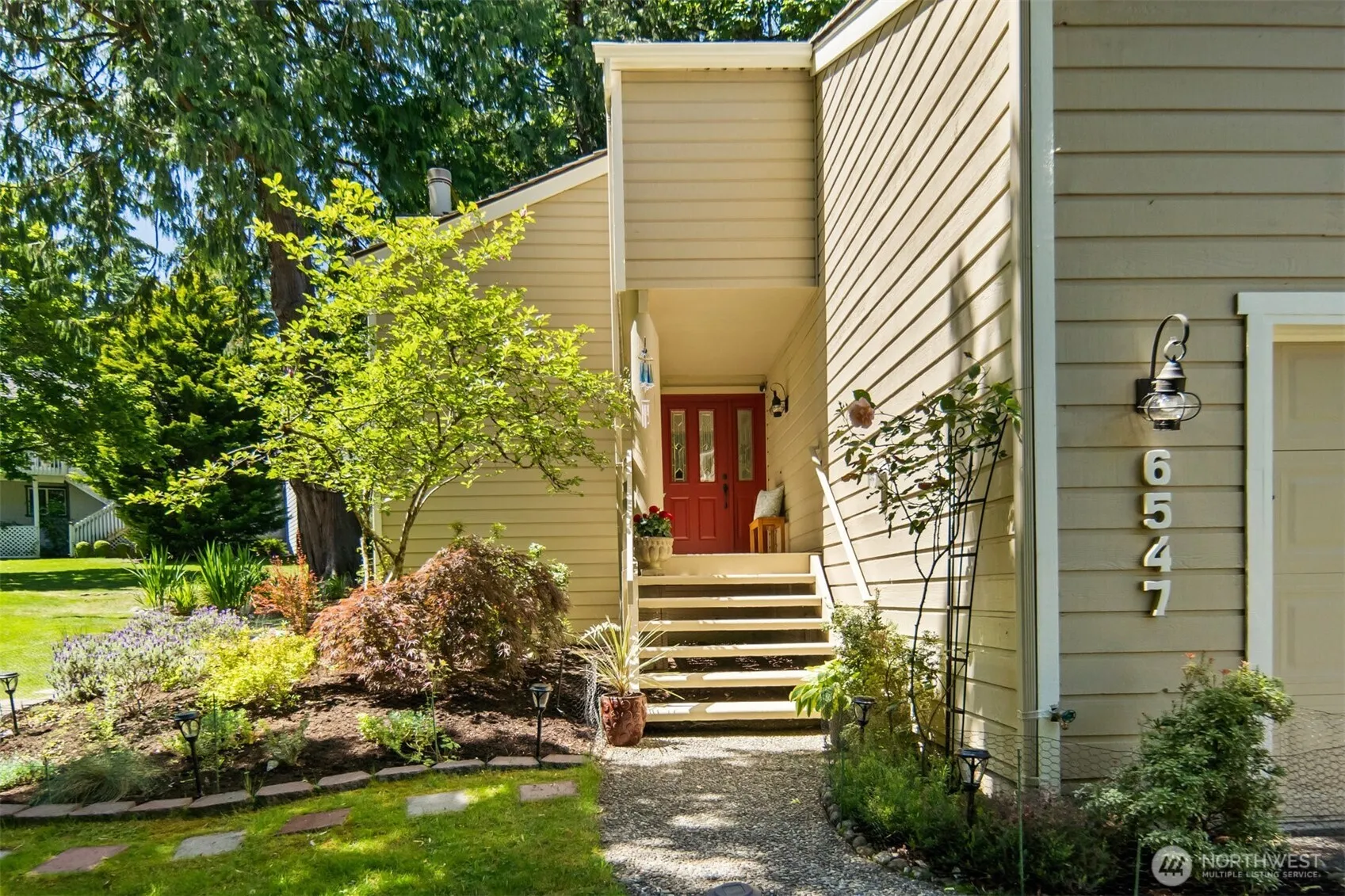 Property photo for 6547 159th Avenue Ne, Redmond photo 2