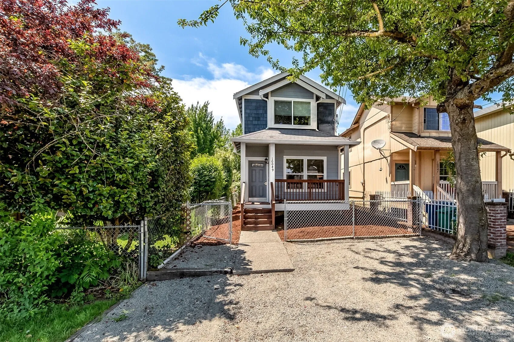 Property photo for 10049 17th Avenue Sw, Seattle