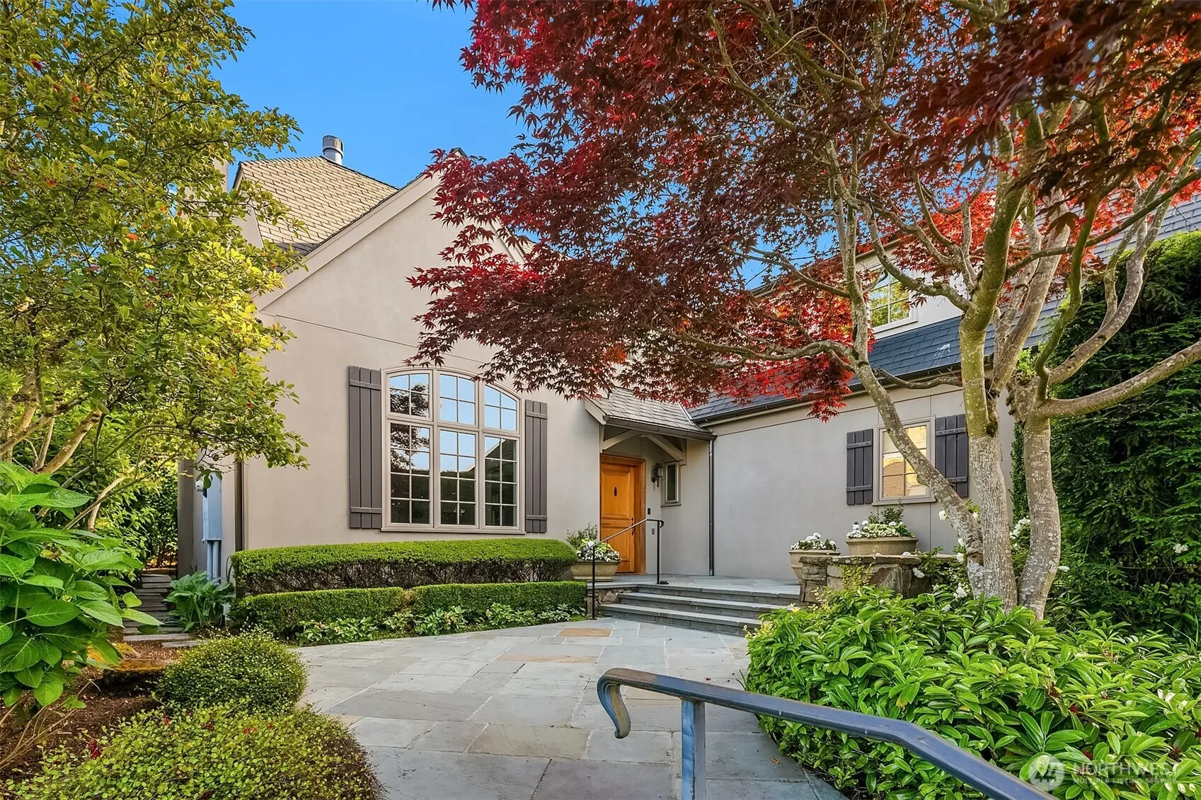 Property photo for 2153 Broadmoor Drive E, Seattle