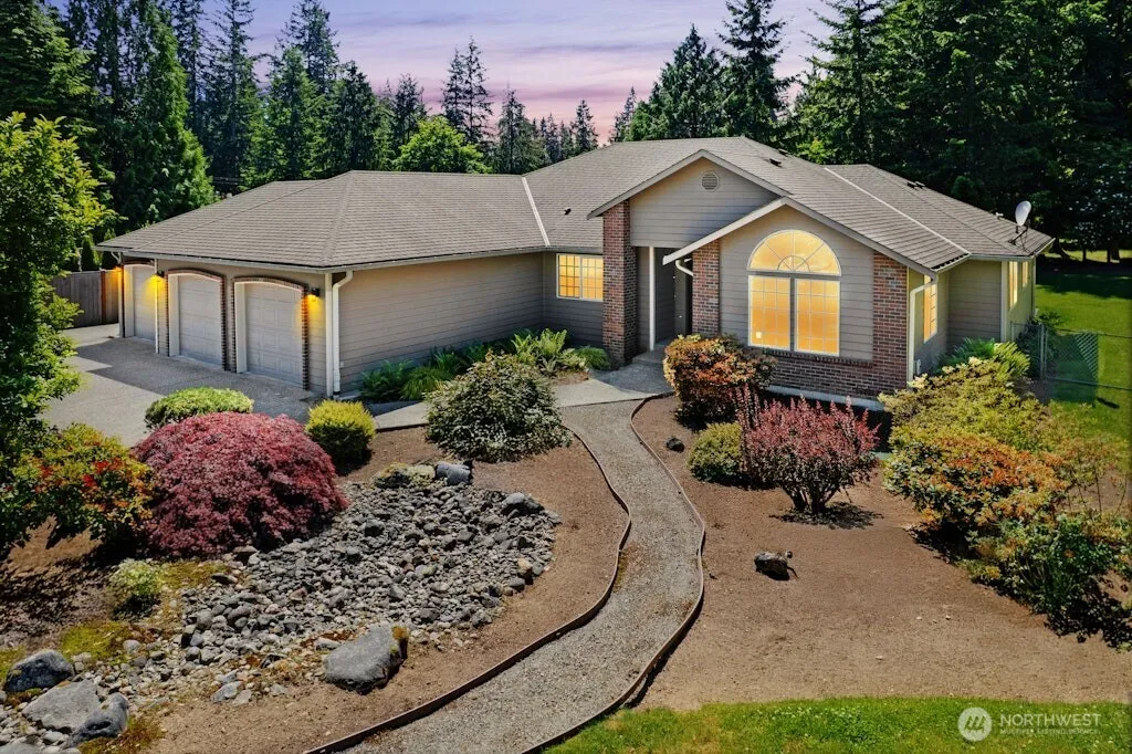 Property photo for 20402 82nd Avenue Se, Snohomish