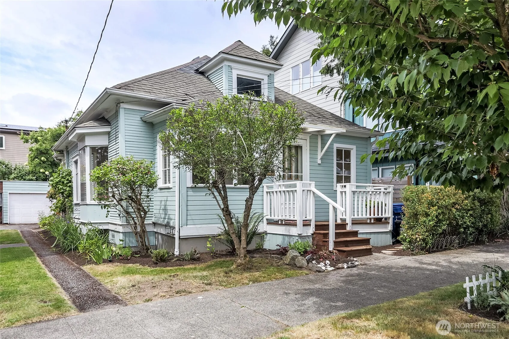 Property photo for 7015 23rd Avenue Nw, Seattle photo 3