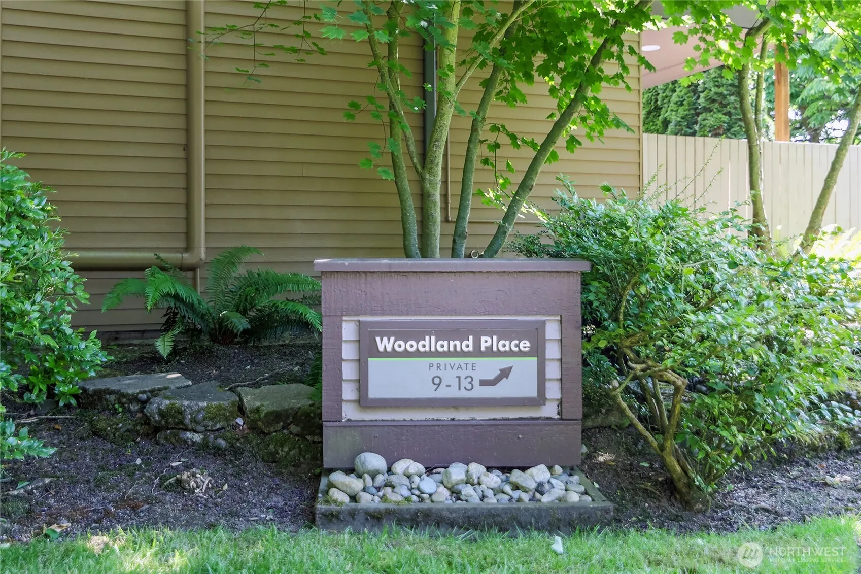 Property photo for 101 Nw 58th Street #9, Seattle photo 2