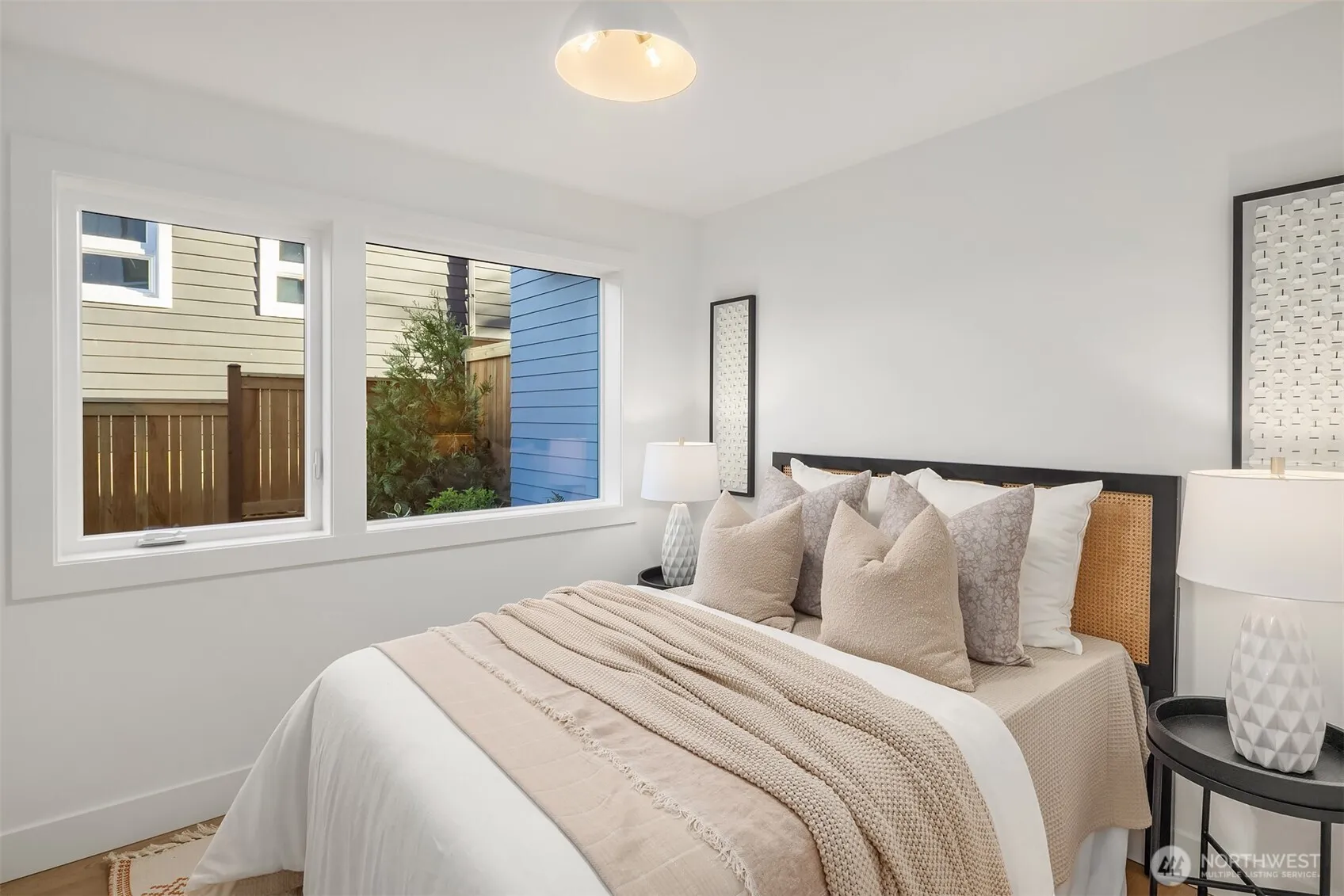 Property photo for 7736 30th Avenue Nw #b, Seattle photo 4