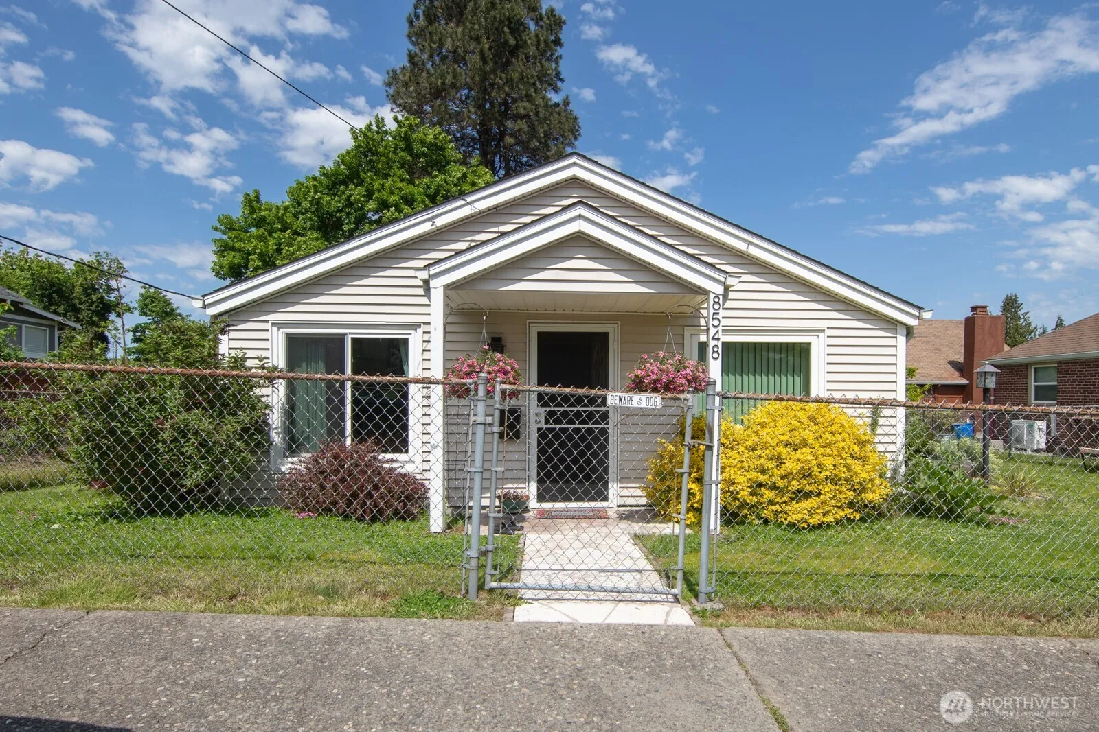 Property photo for 8548 S 115th Street, Seattle