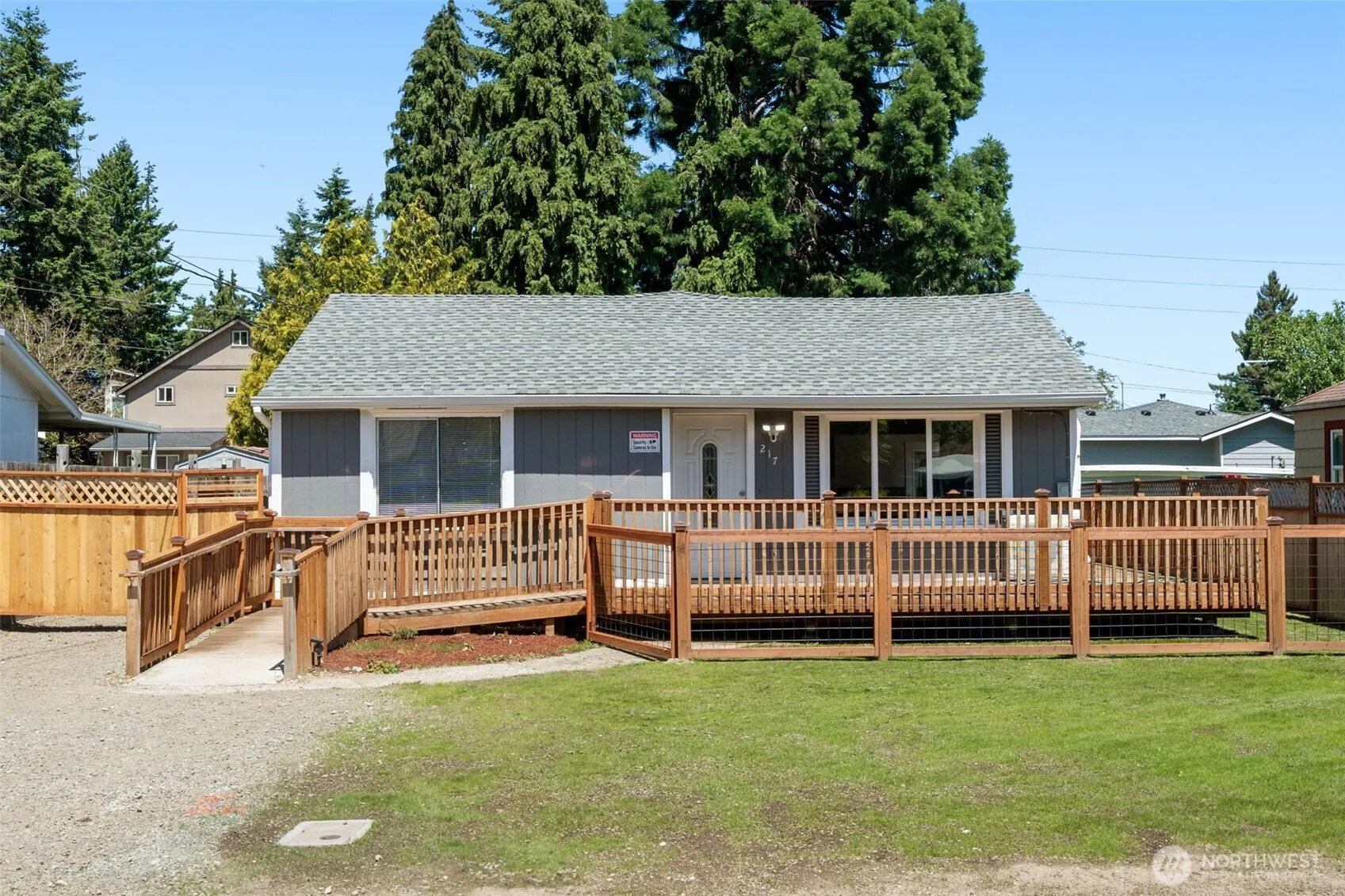 217 E 65th Street, Tacoma