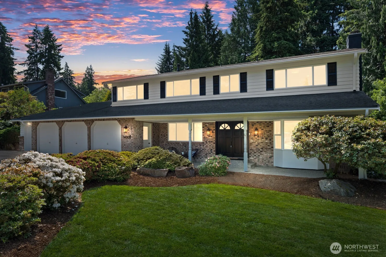 Property photo for 14309 Ne 12th Place, Bellevue