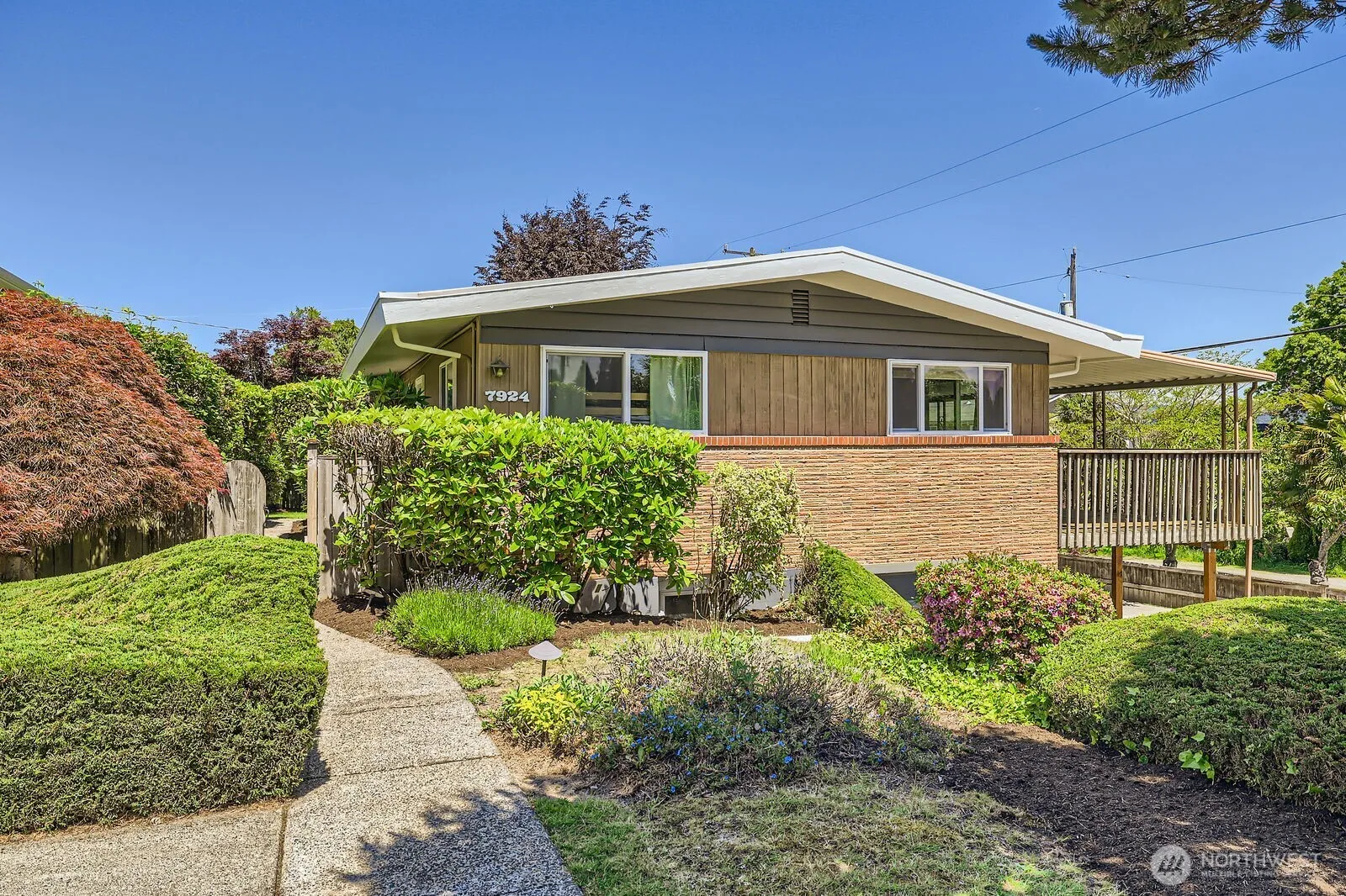 Property photo for 7924 S 112th Street, Seattle