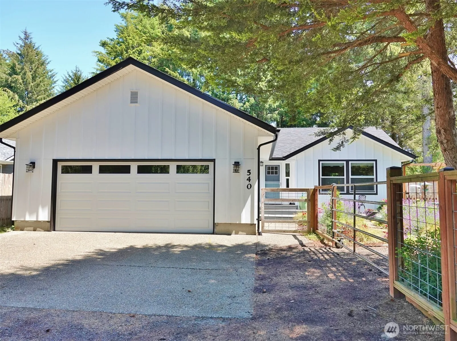 Property photo for 540 Meadow Avenue Ne, Ocean Shores photo 3