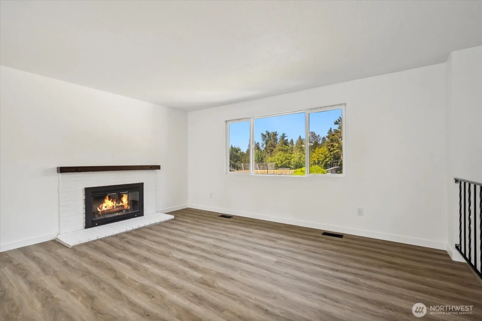 Property photo for 16931 20th Drive Se, Bothell photo 2