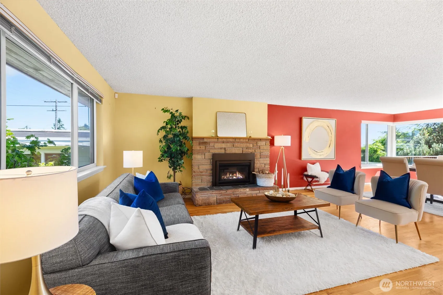 Property photo for 8438 7th Avenue Sw, Seattle photo 2