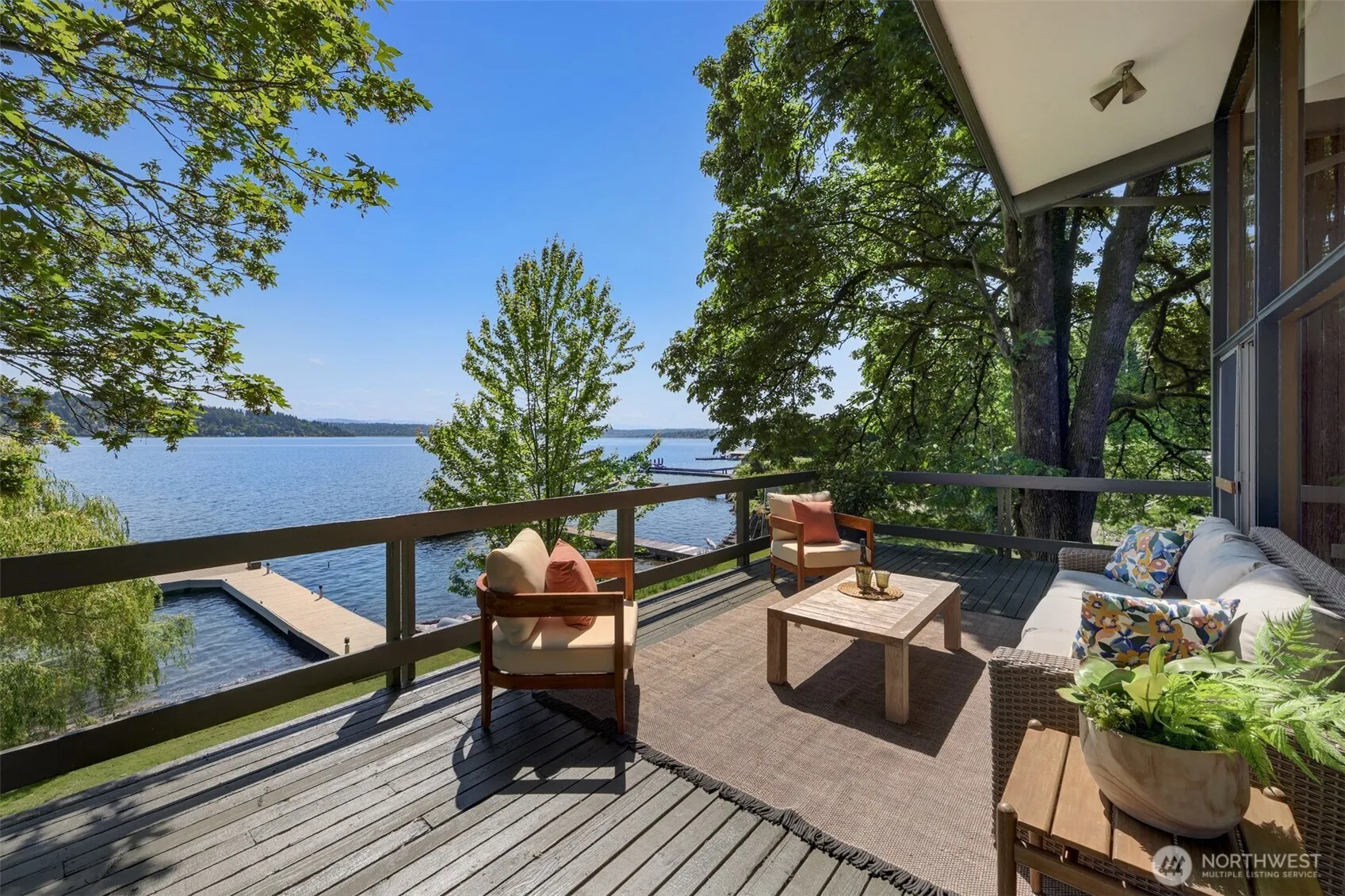 Property photo for 7716 Seward Park Avenue S, Seattle photo 2