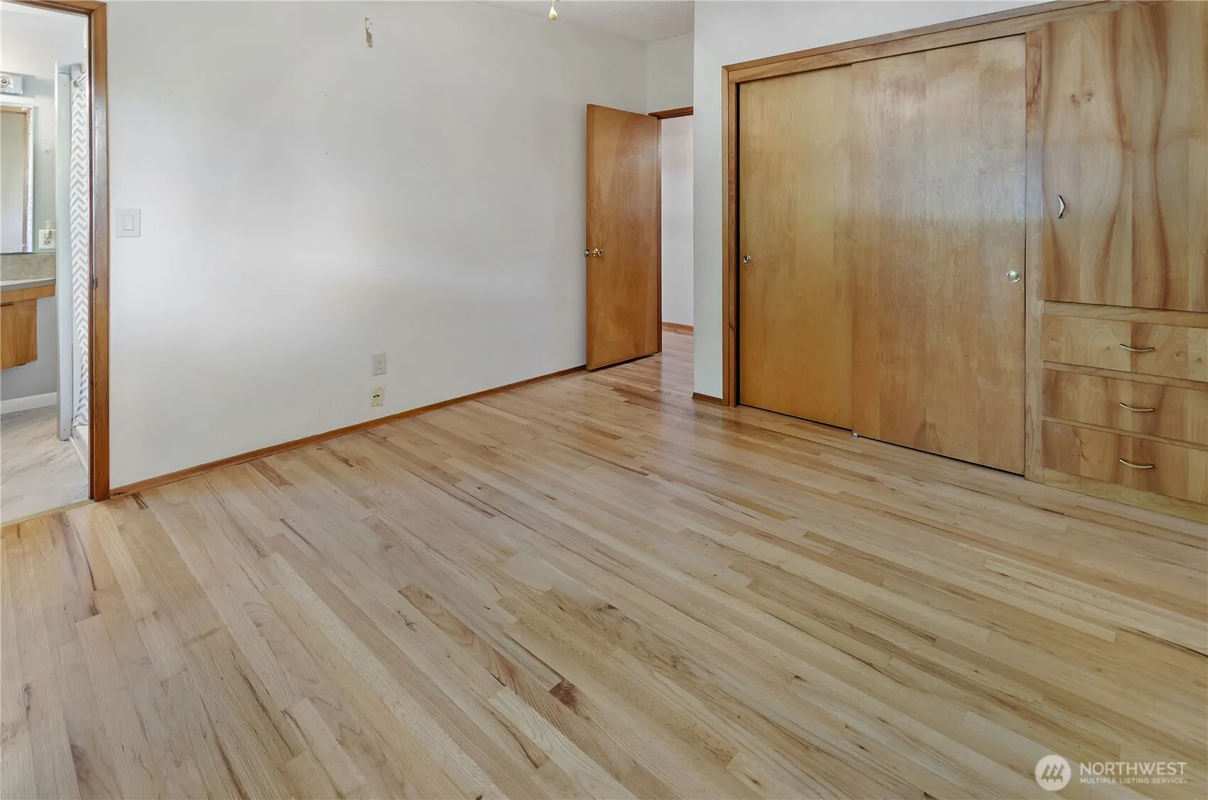 Property photo for 24815 42nd Avenue S, Kent photo 5