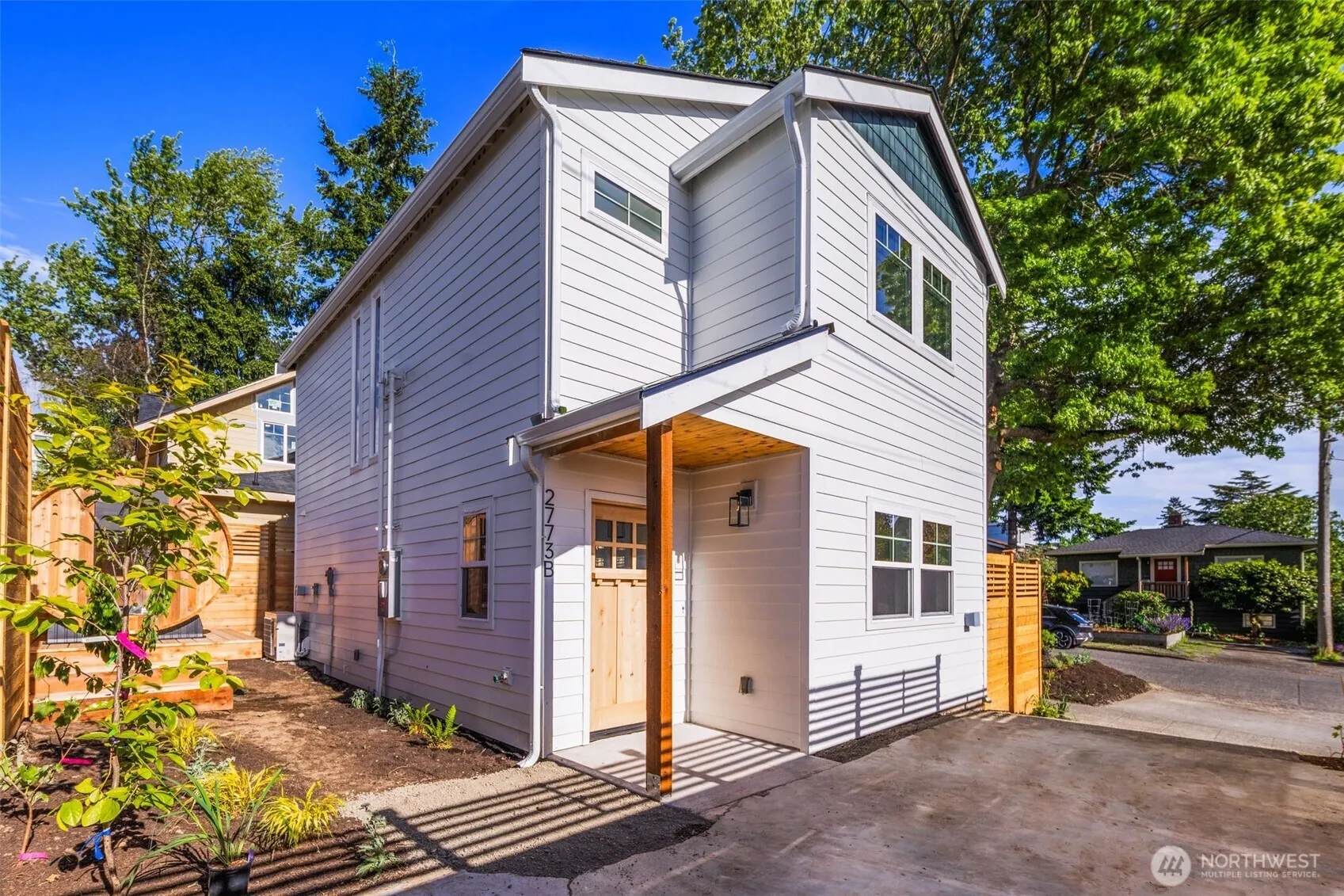 Property photo for 2773 44th Avenue Sw #b, Seattle