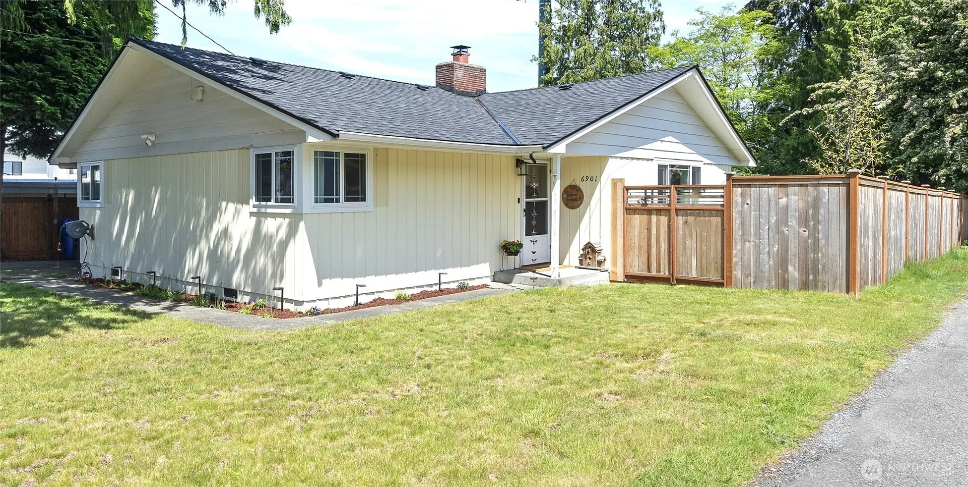 6901 Columbia Court, Everett