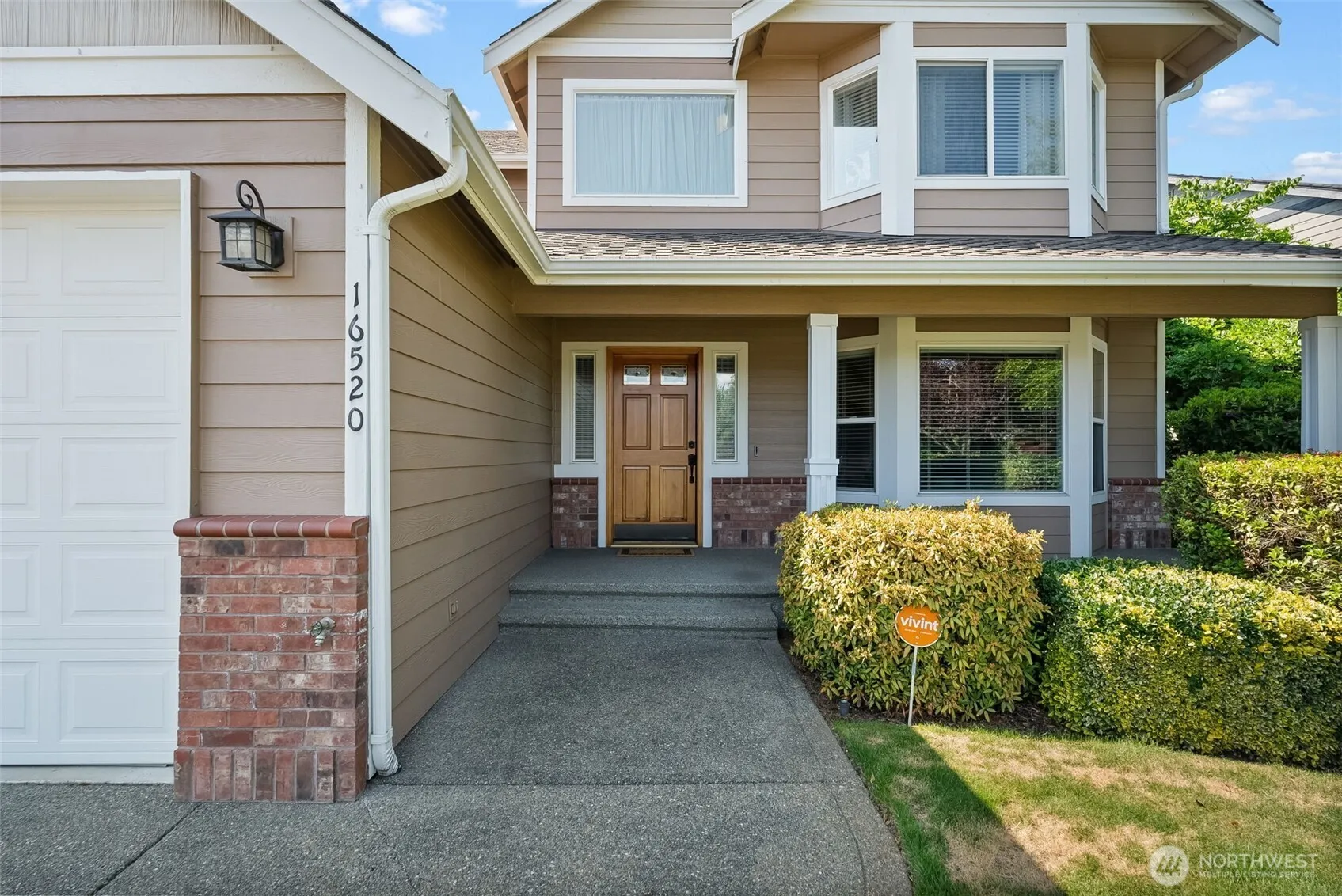 Property photo for 16520 136th Avenue E, Puyallup photo 2