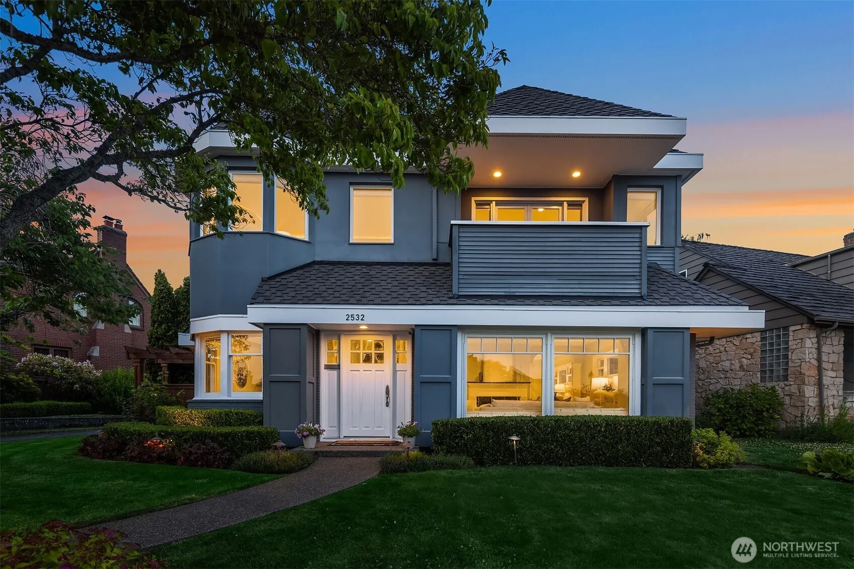 Property photo for 2532 Crestmont Place W, Seattle