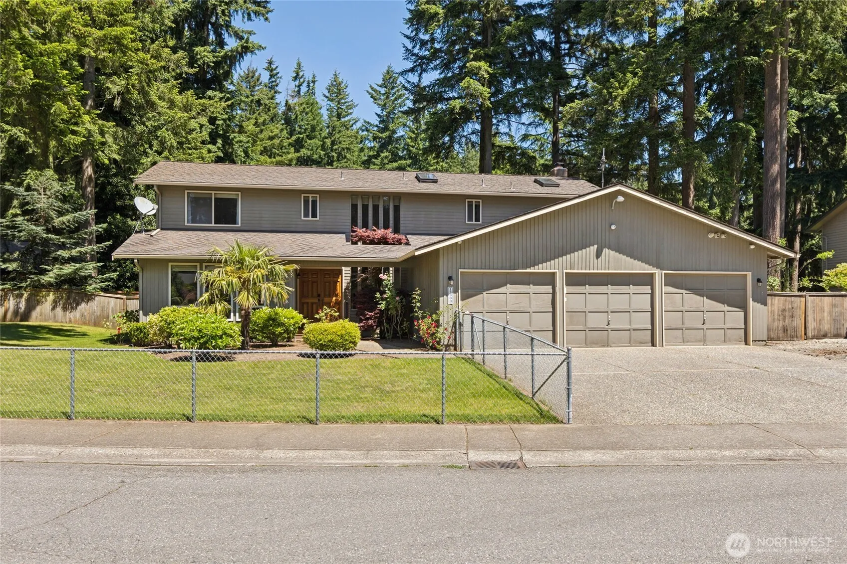 Property photo for 13900 149th Place Se, Renton