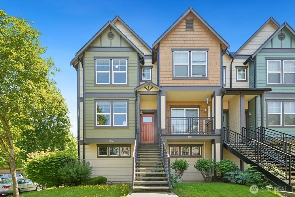 Property photo for 7121 Shinkle Place Sw, Seattle