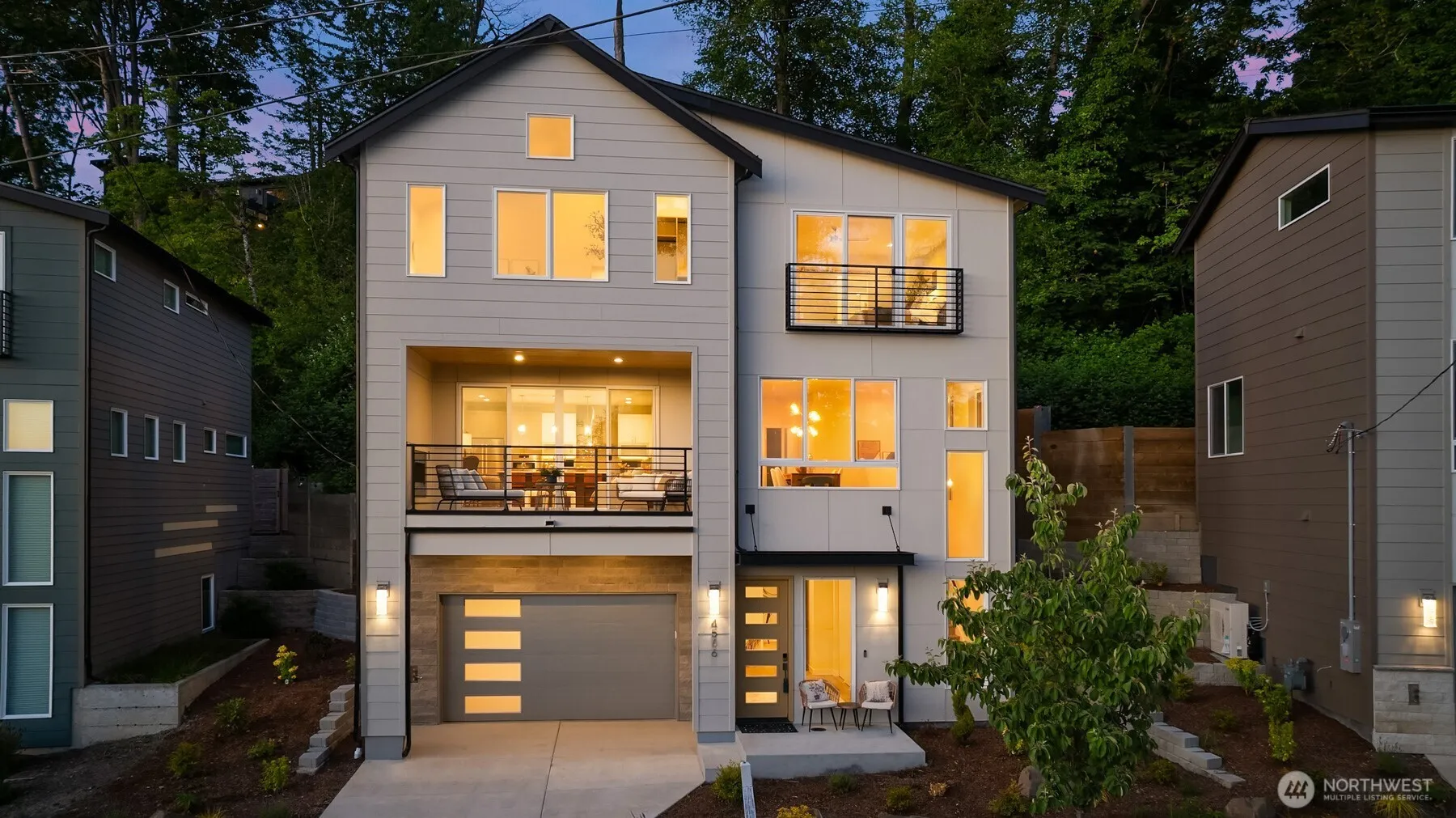 Property photo for 4576 22nd Avenue Sw, Seattle