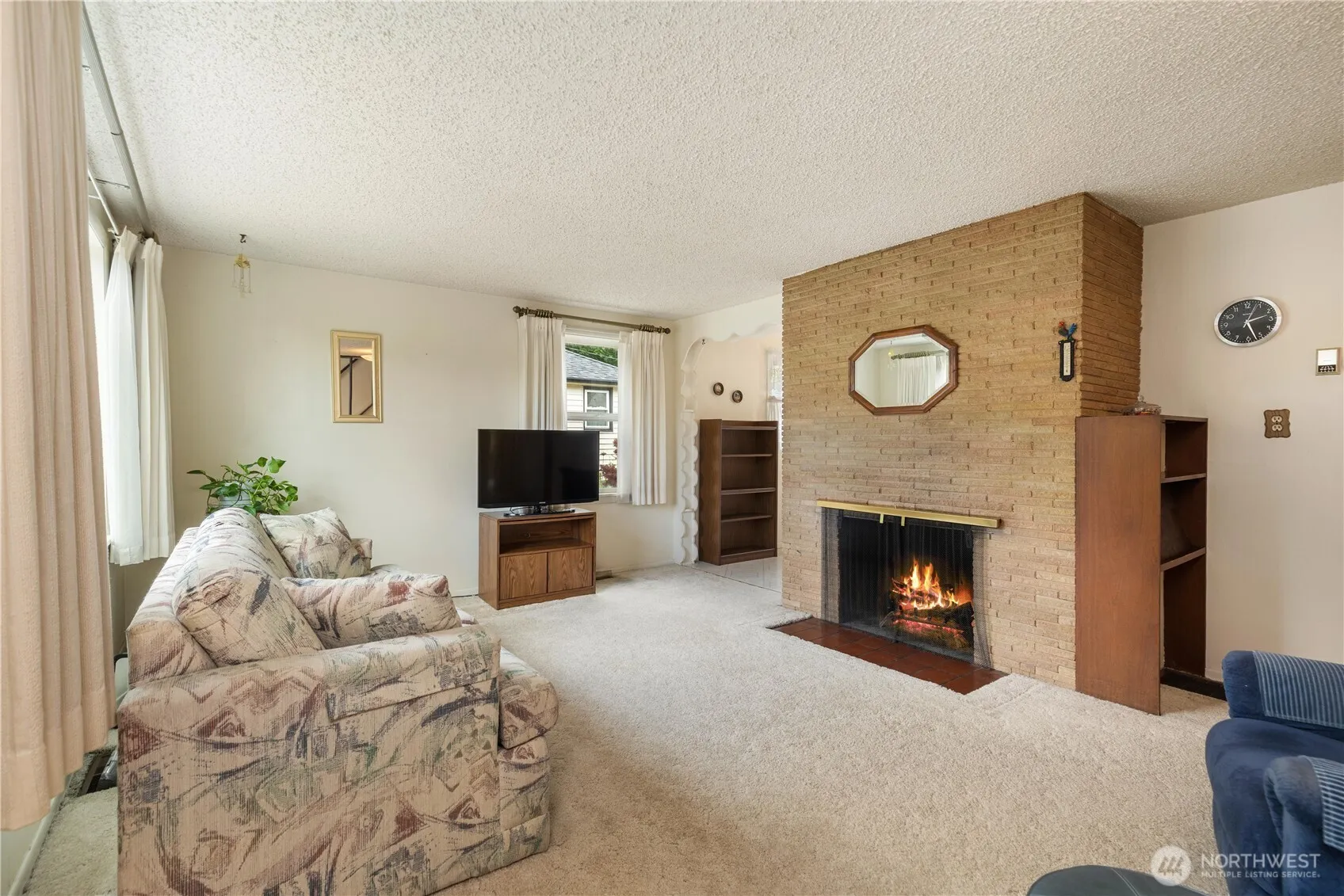Property photo for 11418 Crestwood Drive S, Seattle photo 3