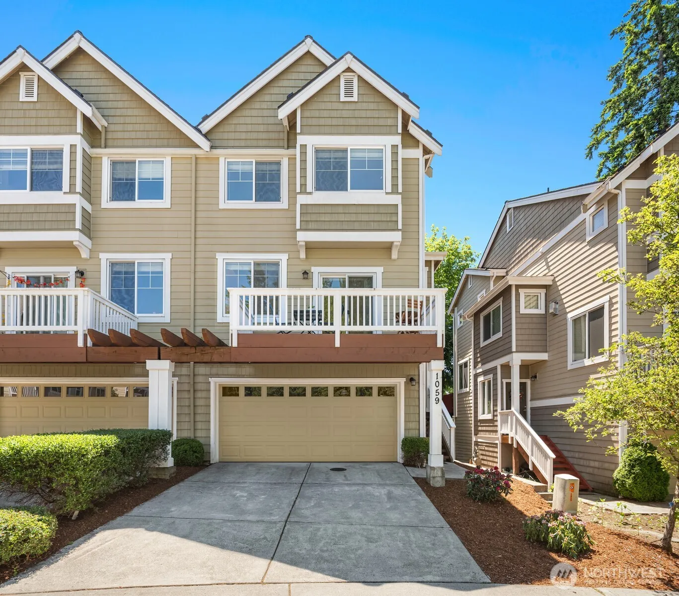 Property photo for 1059 156th Avenue Ne, Bellevue