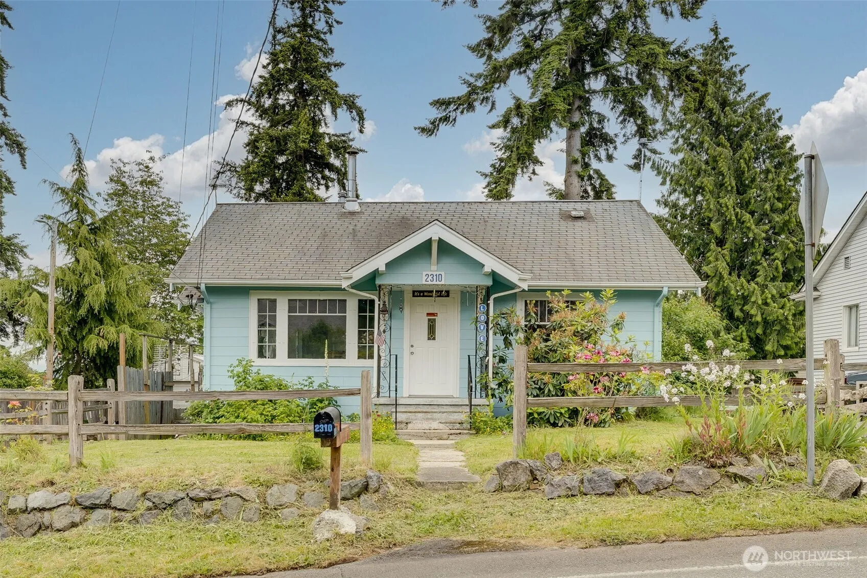 2310 Lowell Road, Everett
