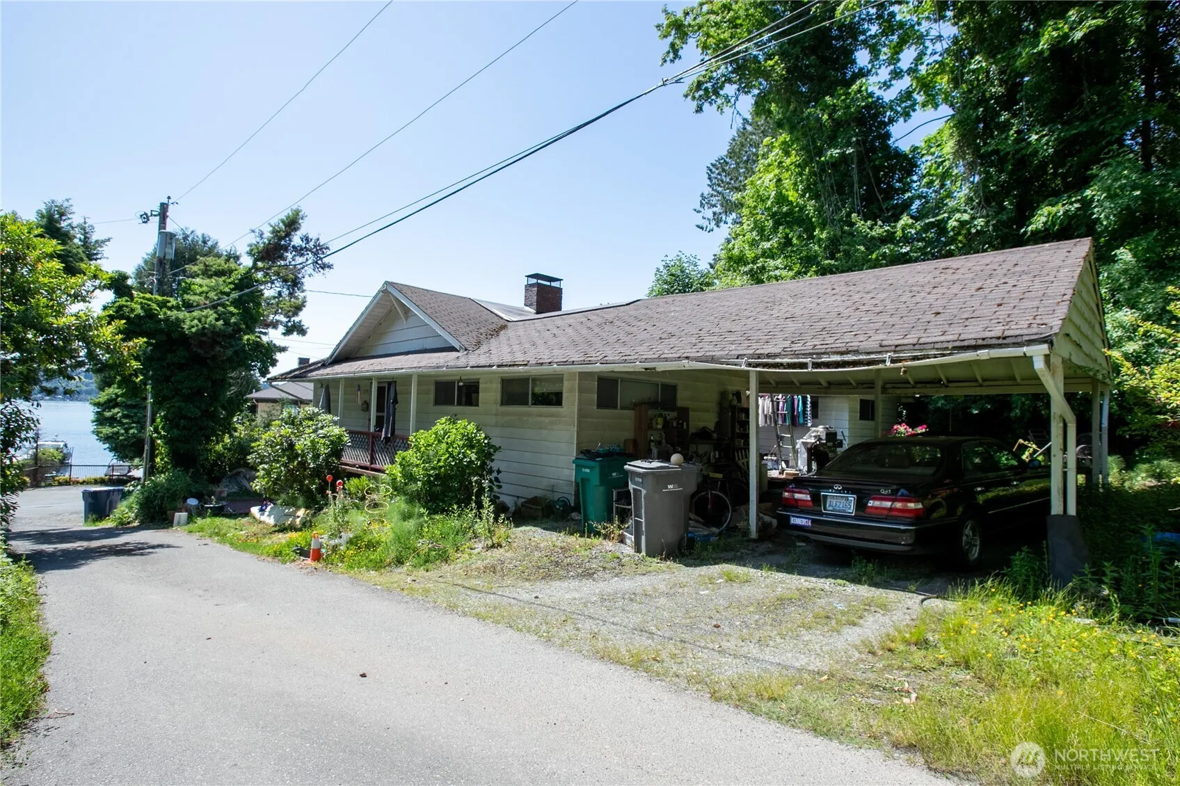 Property photo for 11095 Champagne Point Road Ne, Kirkland photo 3