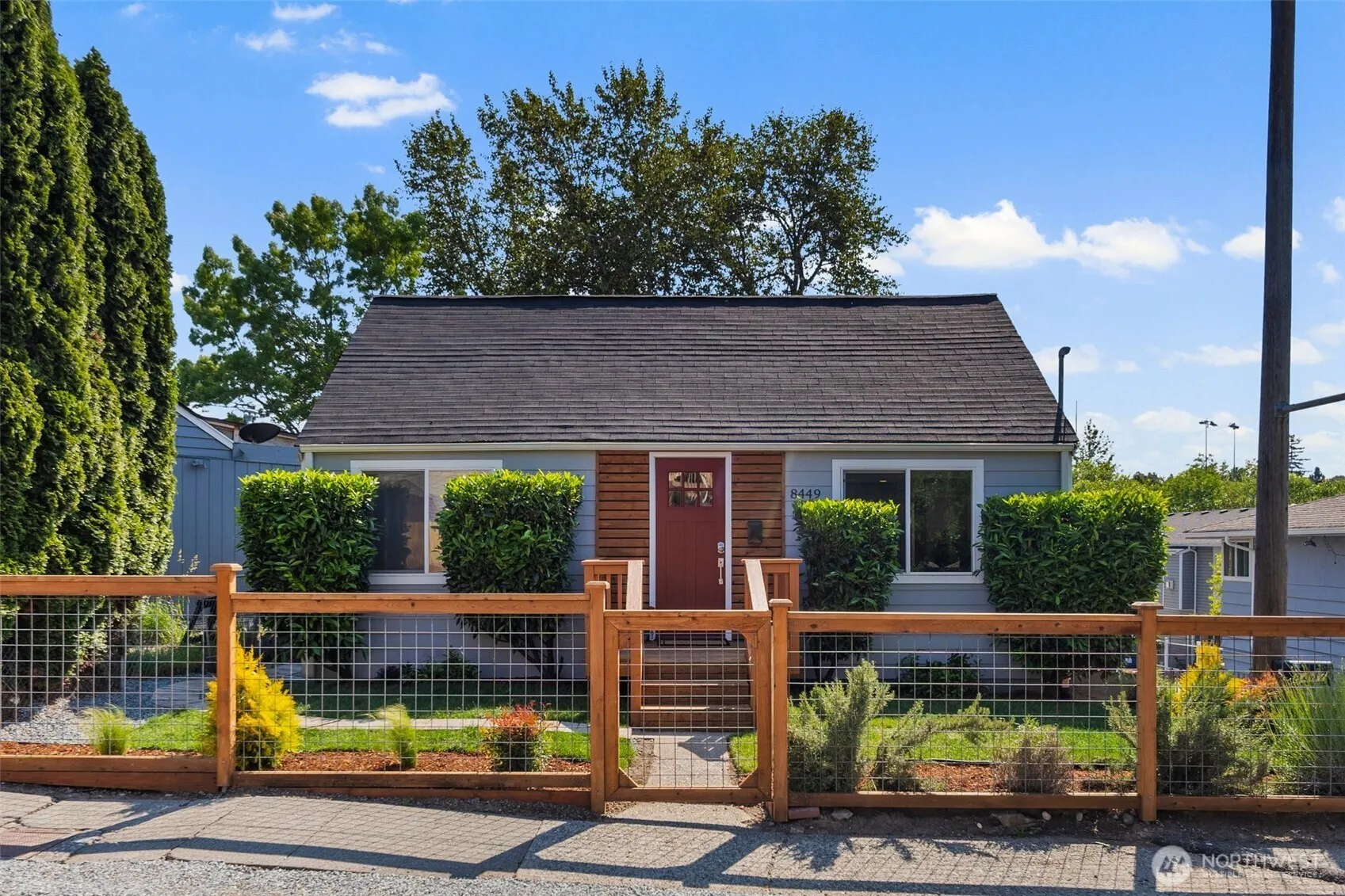 Property photo for 8449 Grattan Pl S, Seattle