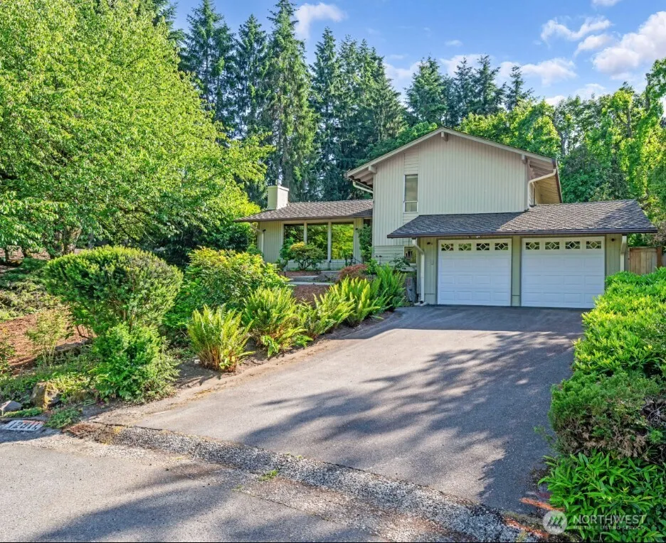 Property photo for 12911 Ne 31st Street, Bellevue